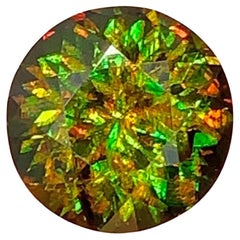 Natural Chrome Sphene Titanite Gemstone: 4.80 Carat Round Cut June Birthstone