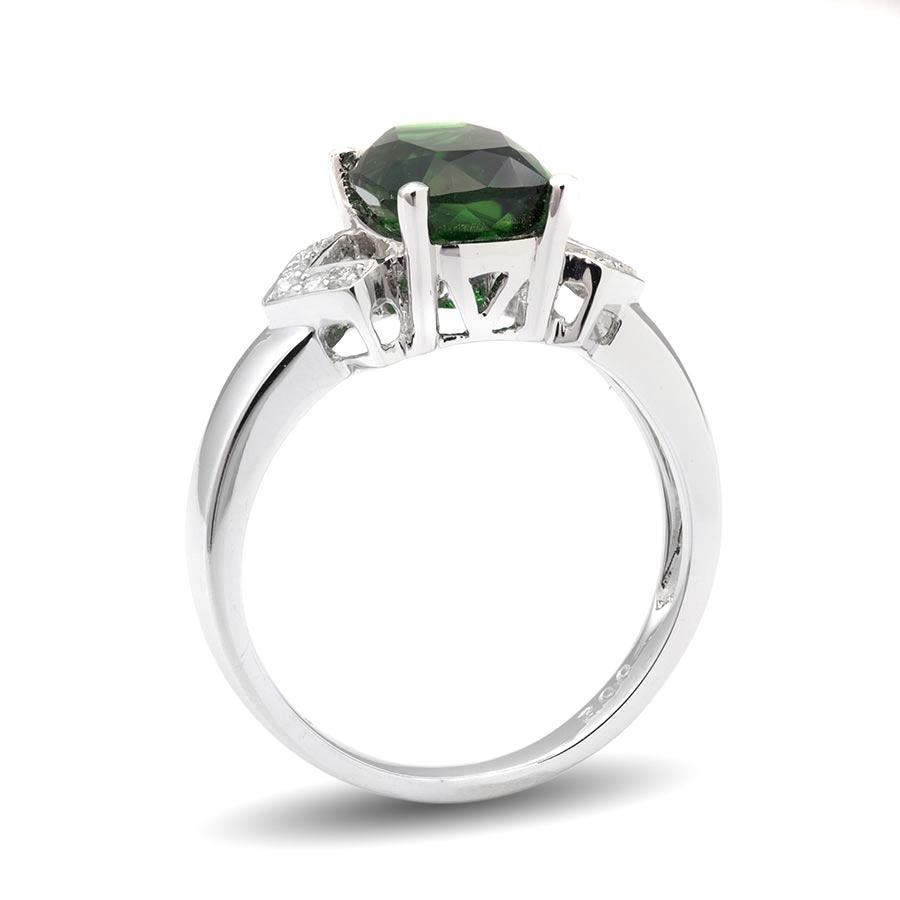 Mixed Cut Natural Chrome Tourmaline Gemstone 3.00 cts in 18K White Gold Ring with Diamonds For Sale
