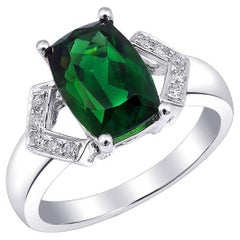 Gemma di tormalina cromo naturale da 3,00 carati in anello d'oro bianco 18 carati con diamanti