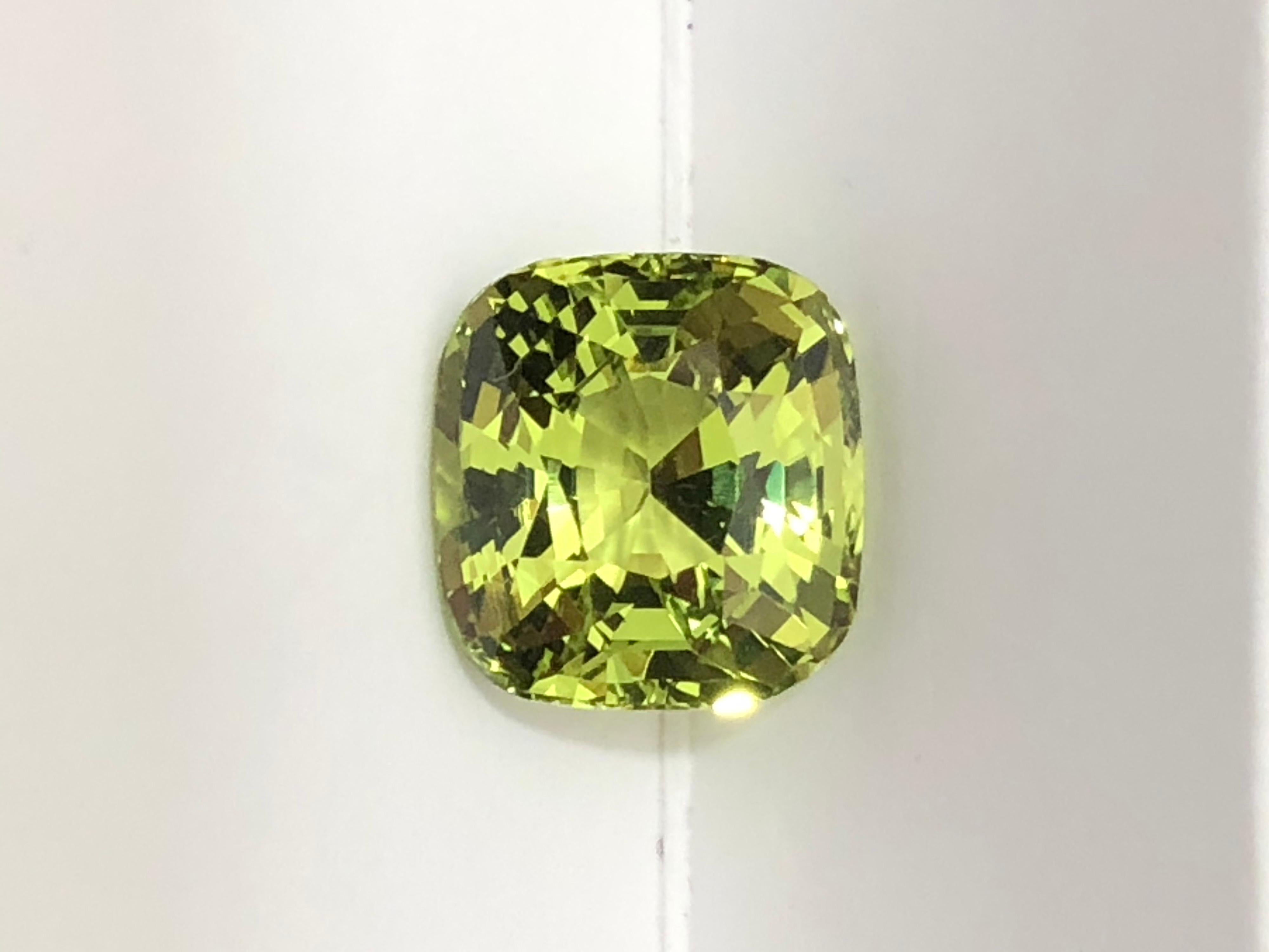 Contemporary Chrysoberyl Ring Gem 9.42 Carat GIA Certified Loose Gemstone For Sale