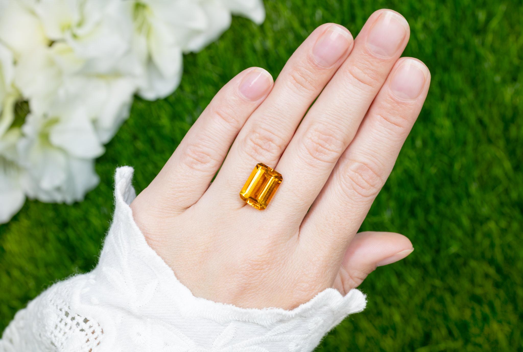 Natural Citrine 6.83 Carat Emerald Cut Loose Gemstone In Excellent Condition For Sale In Punta Gorda, FL