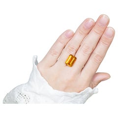 Natürlicher Citrin 6,83 Karat Smaragdschliff Loser Edelstein