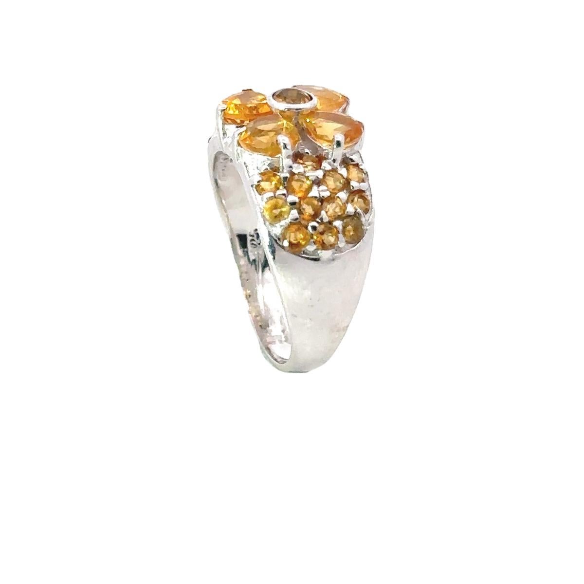 For Sale:  Natural Citrine Birth Flower Cluster Ring in 925 Silver Fine Jewelry for Mom 3