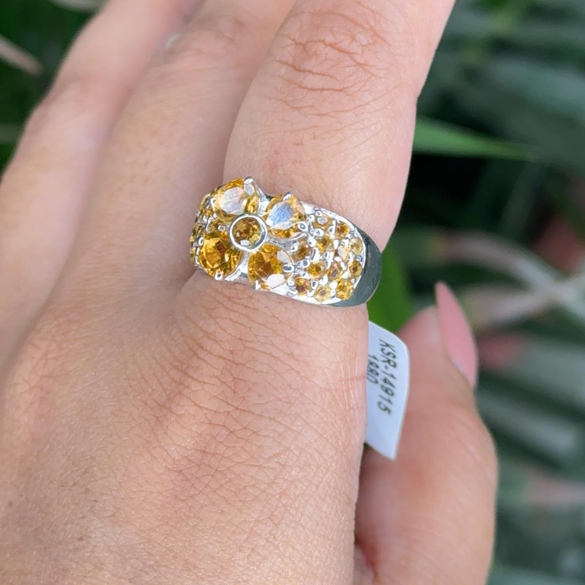 For Sale:  Natural Citrine Birth Flower Cluster Ring in 925 Silver Fine Jewelry for Mom 4