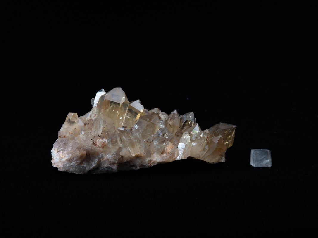 Natural Citrine Cluster In Excellent Condition For Sale In BAARN, UT