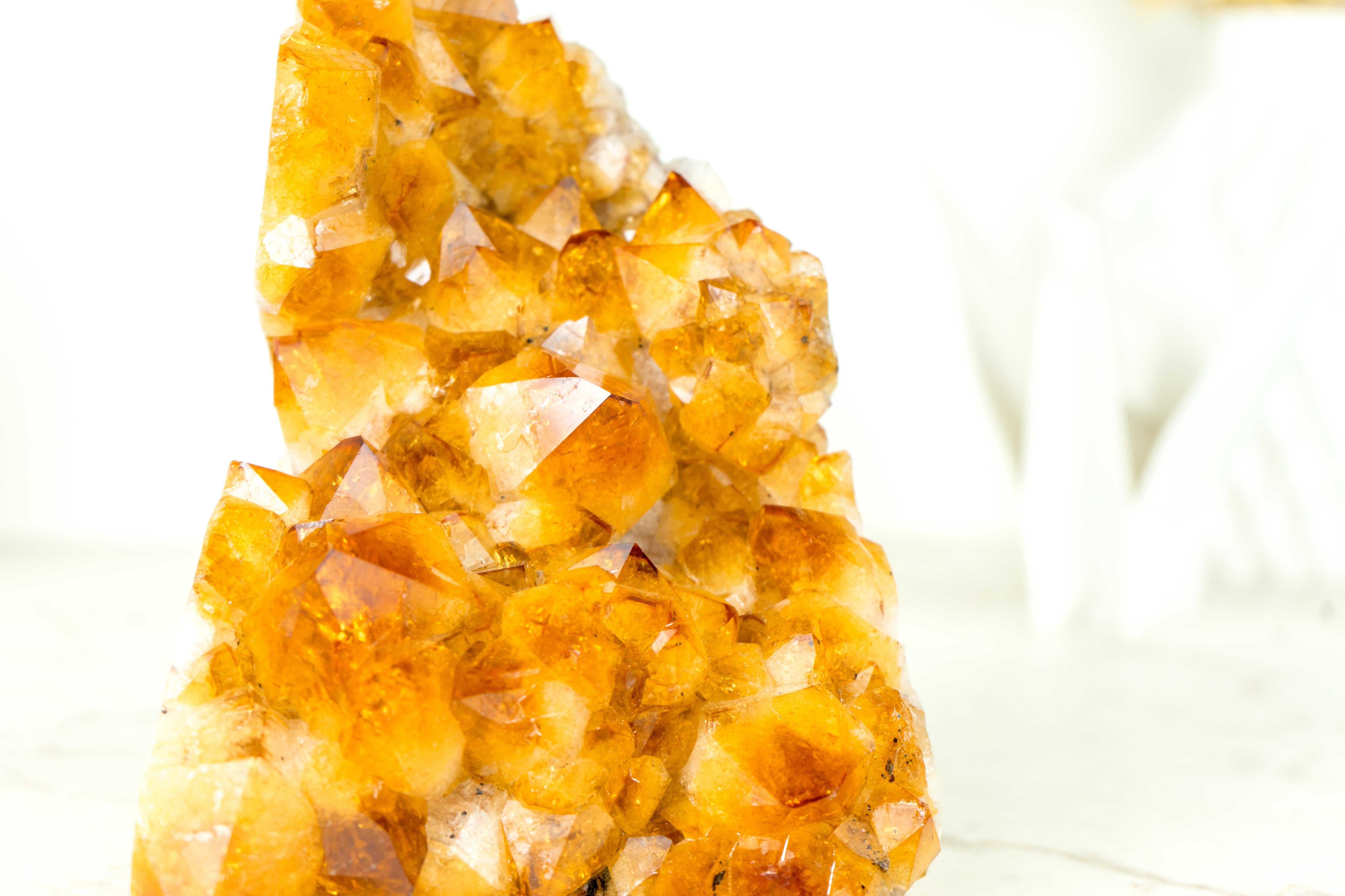 Natural Citrine Cluster, with Large, AAA, Rich Yellow Citrine Druzy In New Condition For Sale In Ametista Do Sul, BR