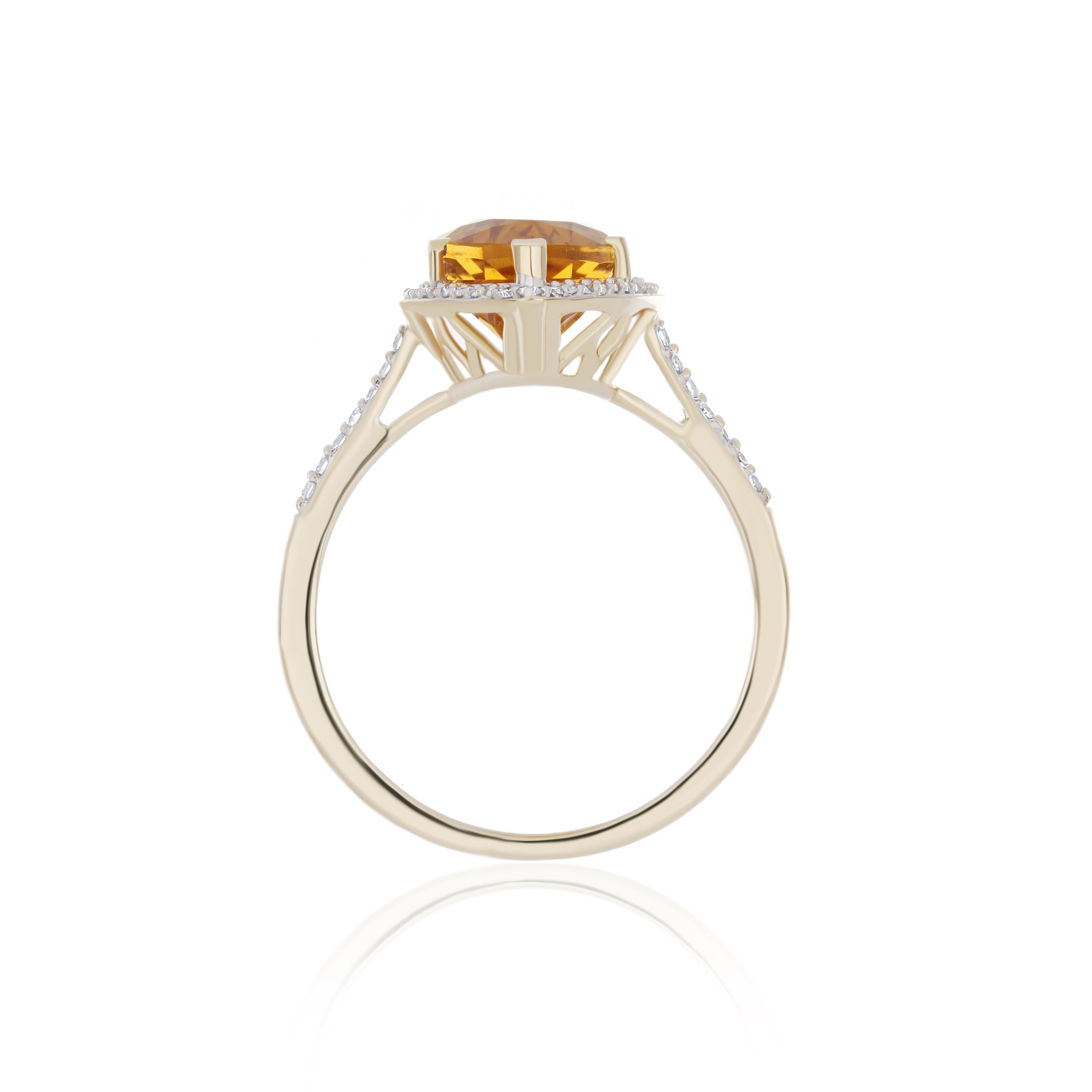 En vente :  Bague et boucles d'oreilles en or jaune 14k serties de diamants pour la Citrine Naturelle 5