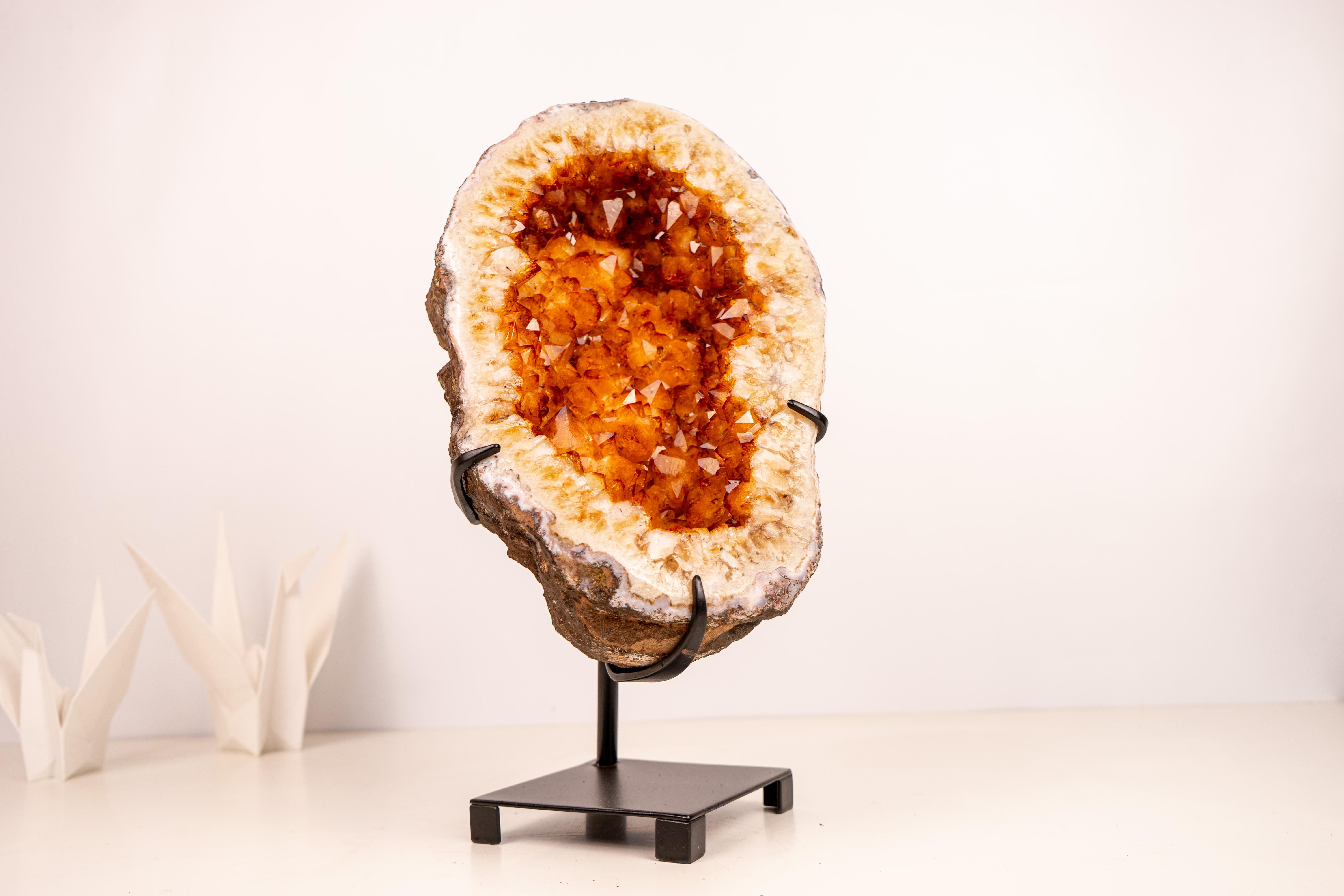 Natürlicher Citrin Geode Höhle mit großen orange Punkte, Tisch & Regal Dekoration im Angebot 7