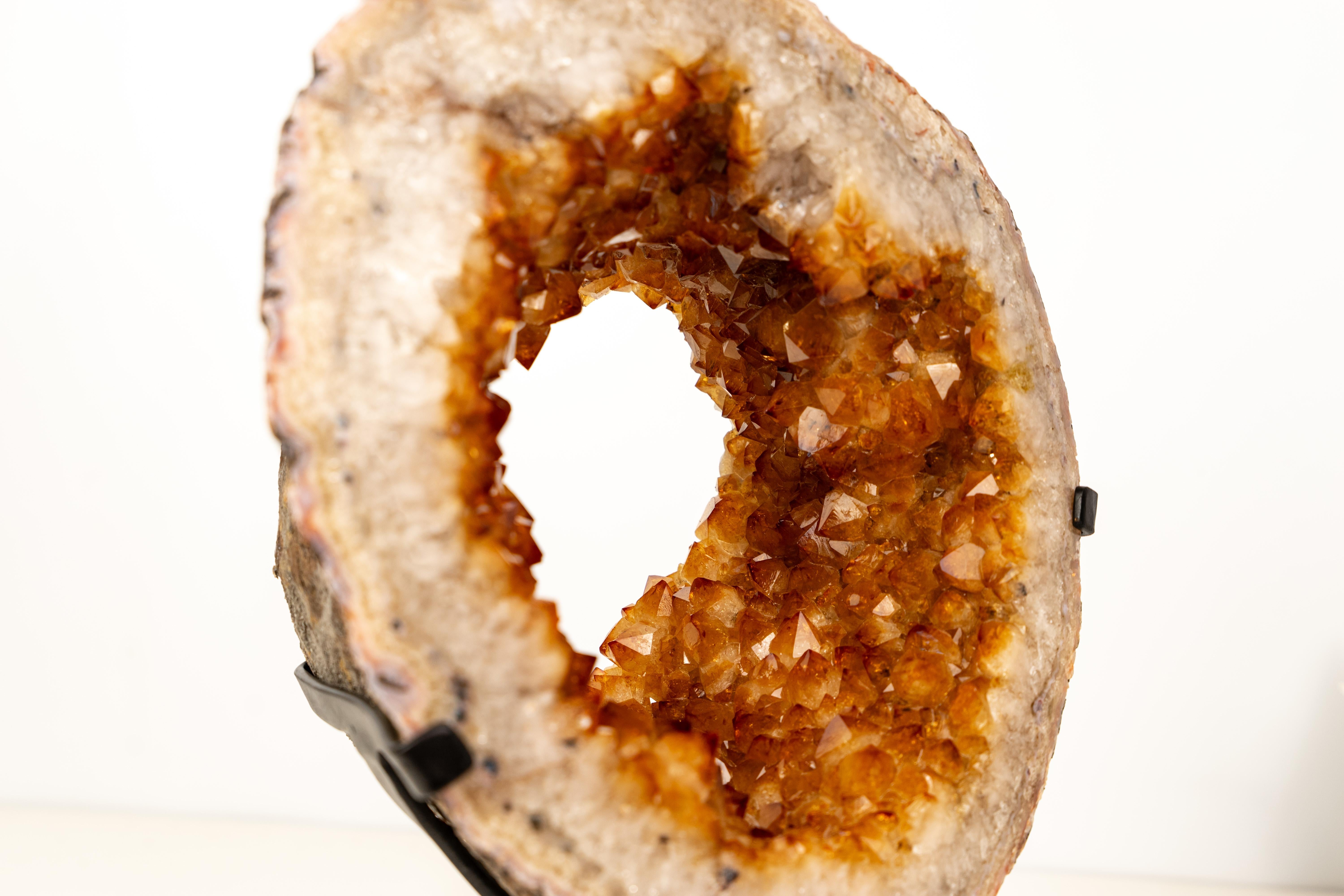 Natural Citrine Geode Portal Slice with Flower Stalactites in vendita 5