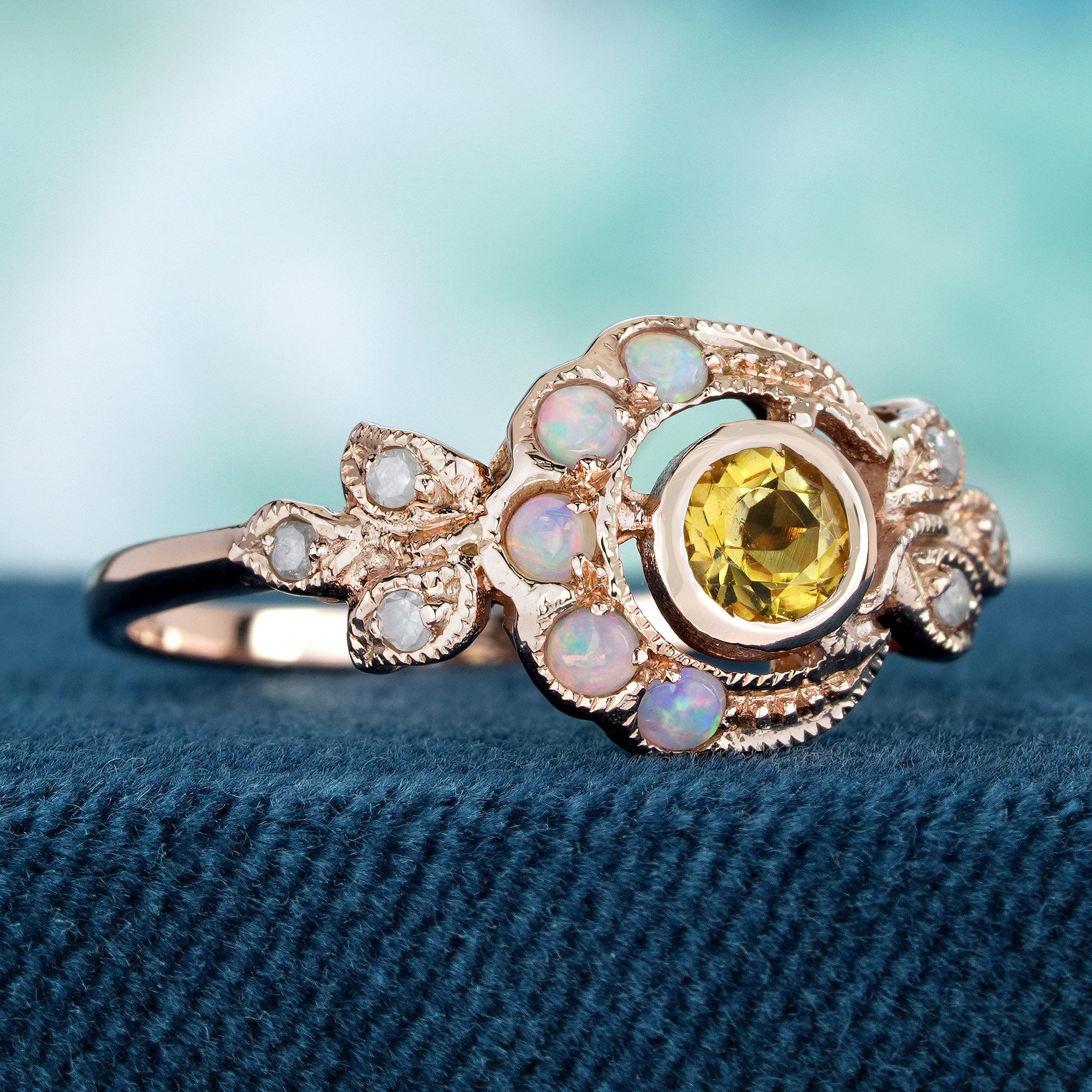Dieser Ring im Vintage-Stil verströmt einen fesselnden Charme, der an himmlische Schönheit erinnert. Er ist aus Roségold gefertigt und verleiht dem Schmuckstück Wärme und Eleganz. Im Mittelpunkt steht ein natürlicher Citrin im Rundschliff, der einen