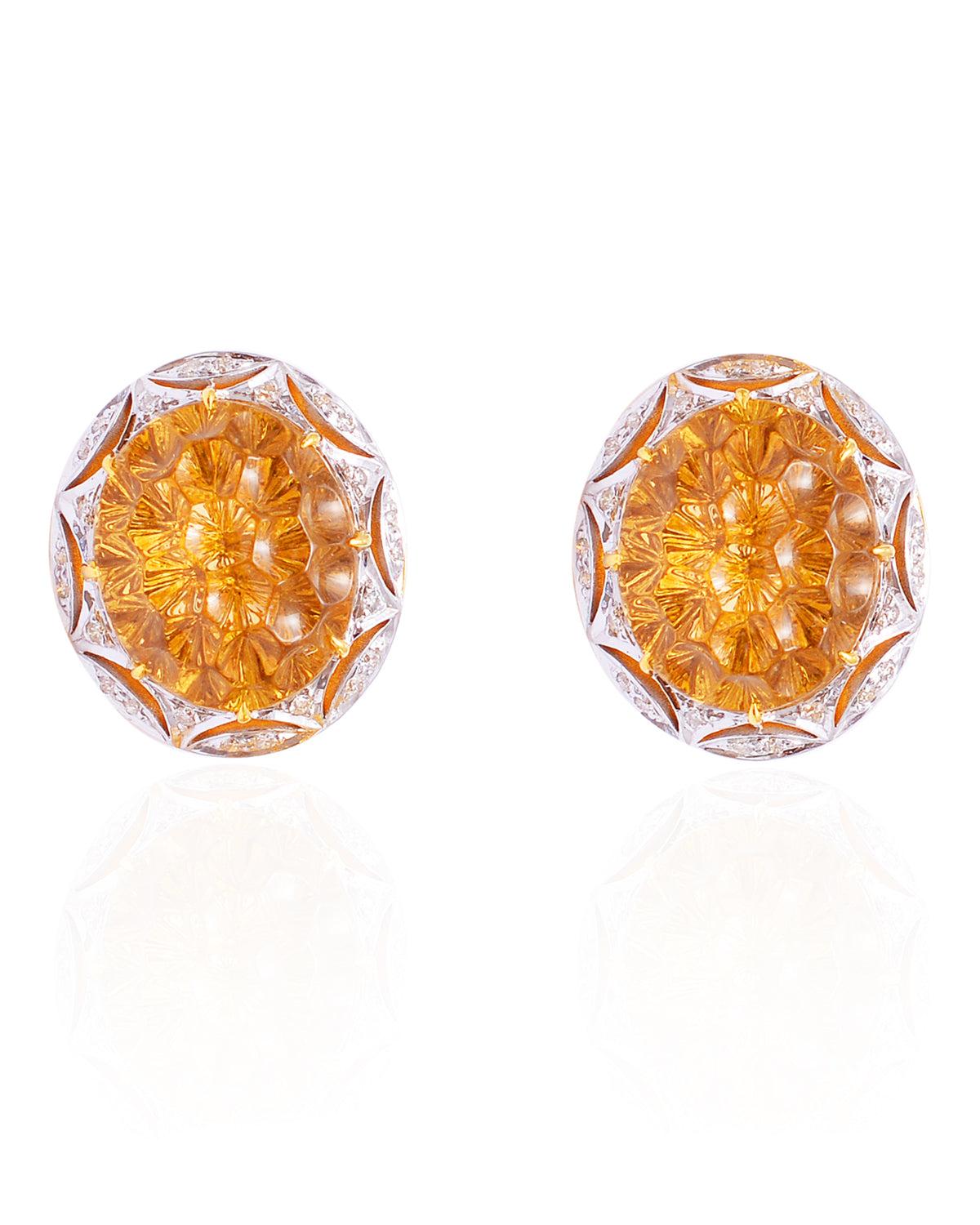 Contemporary Natural Citrine Stud Earrings in 14K For Sale