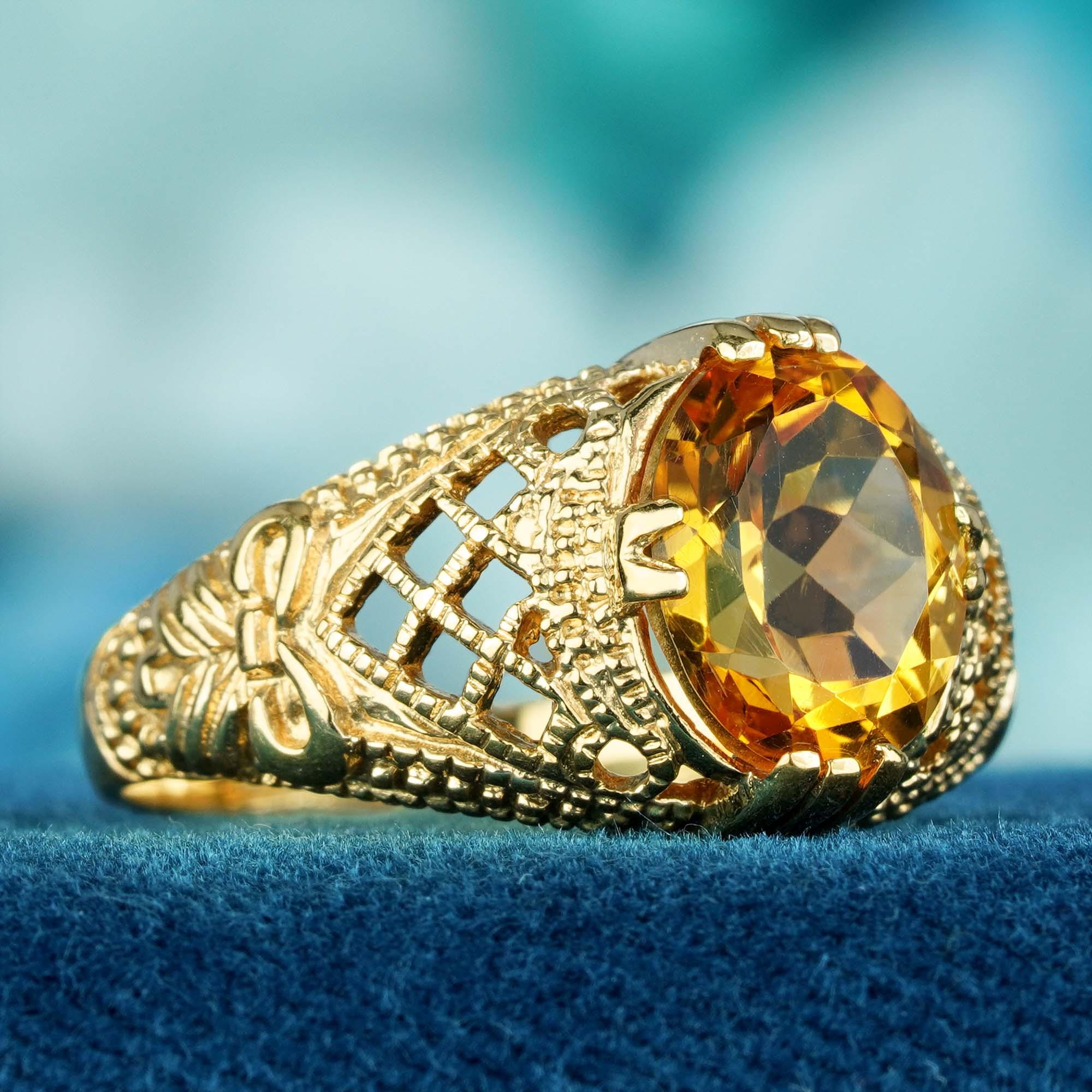 For Sale:  Natural Citrine Vintage Style Filigree Cocktail Ring in 9K Yellow Gold 3
