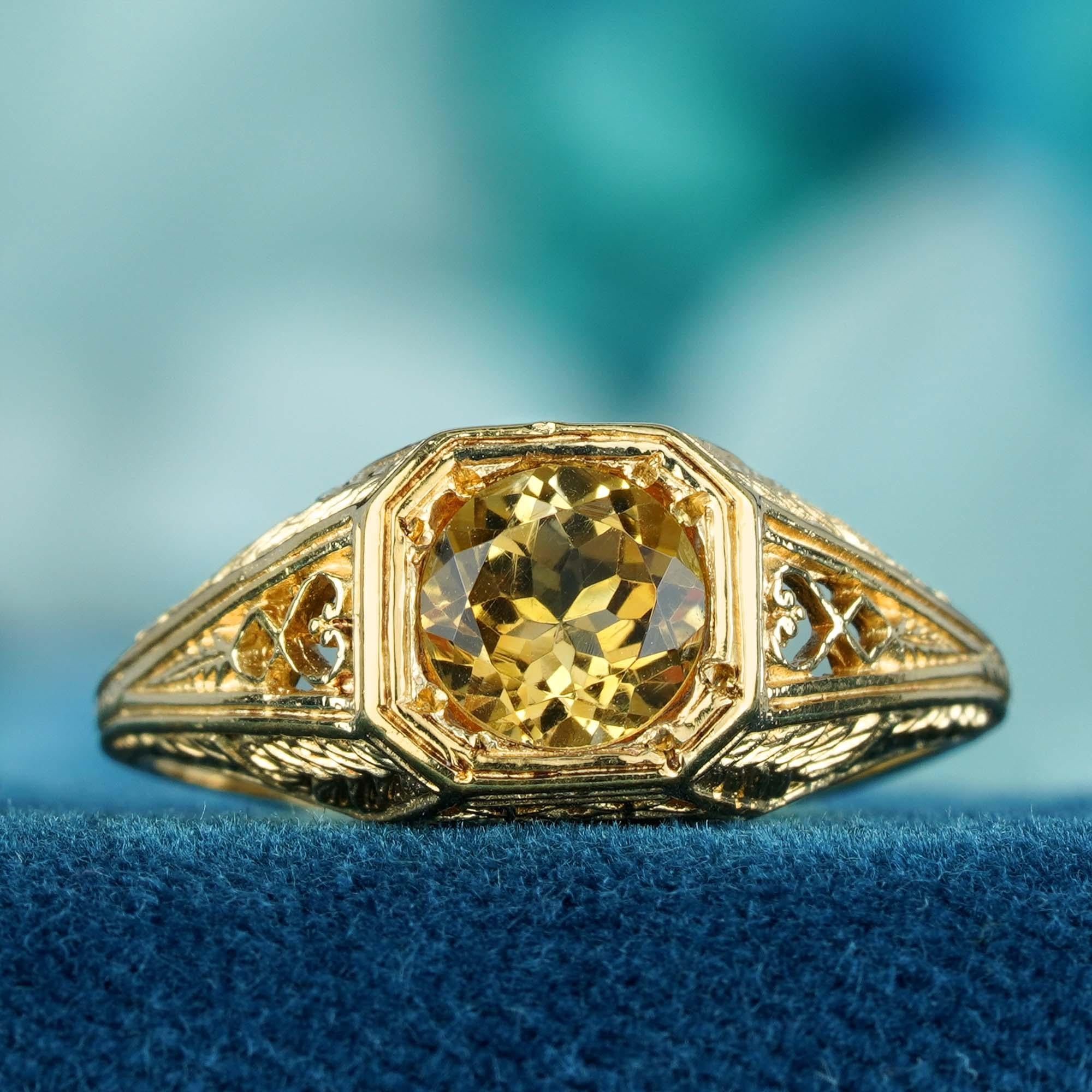 For Sale:  Natural Citrine Vintage Style Filigree Ring in Solid 9K Yellow Gold 3