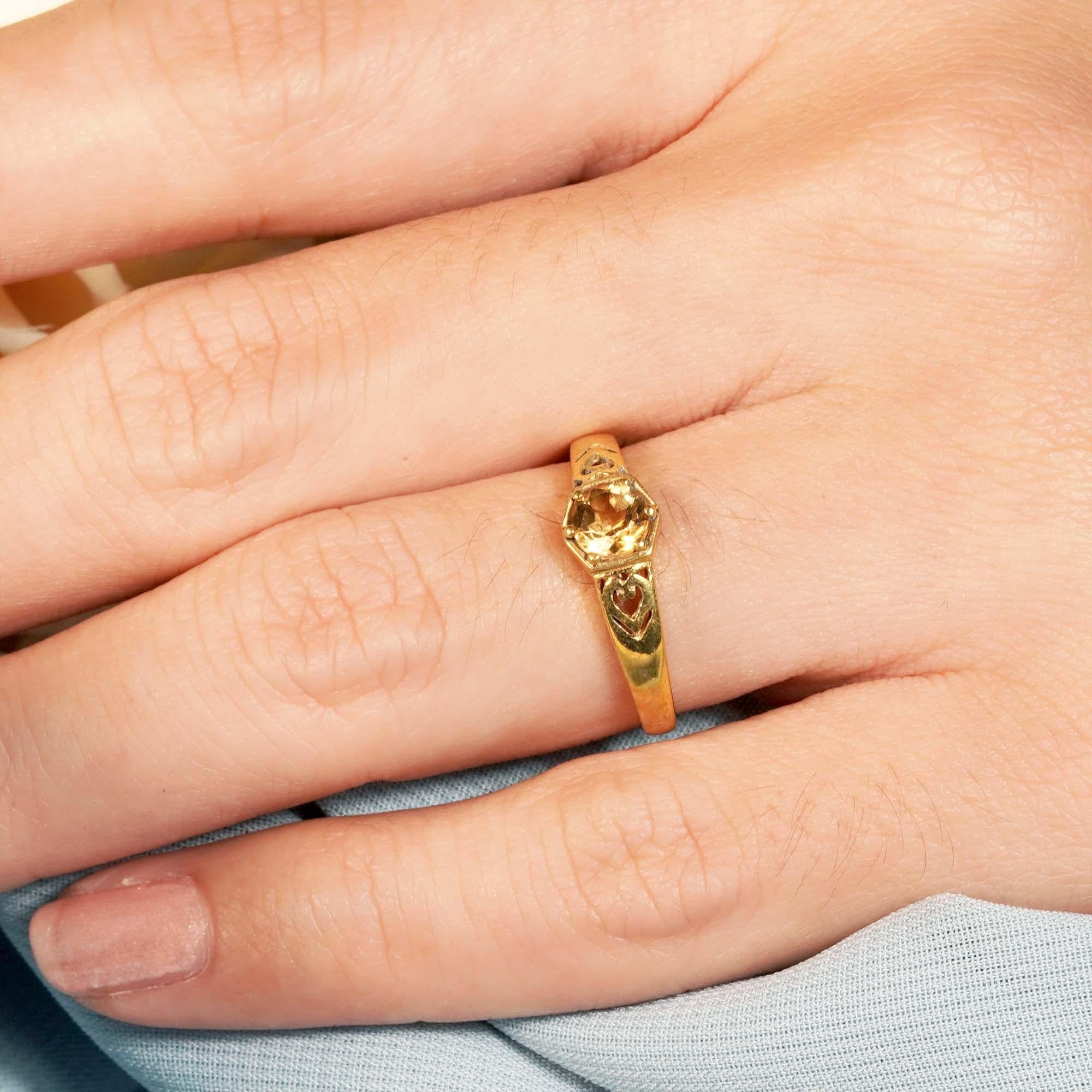 For Sale:  Natural Citrine Vintage Style Heart Solitaire Ring in Solid 9K Yellow Gold 9