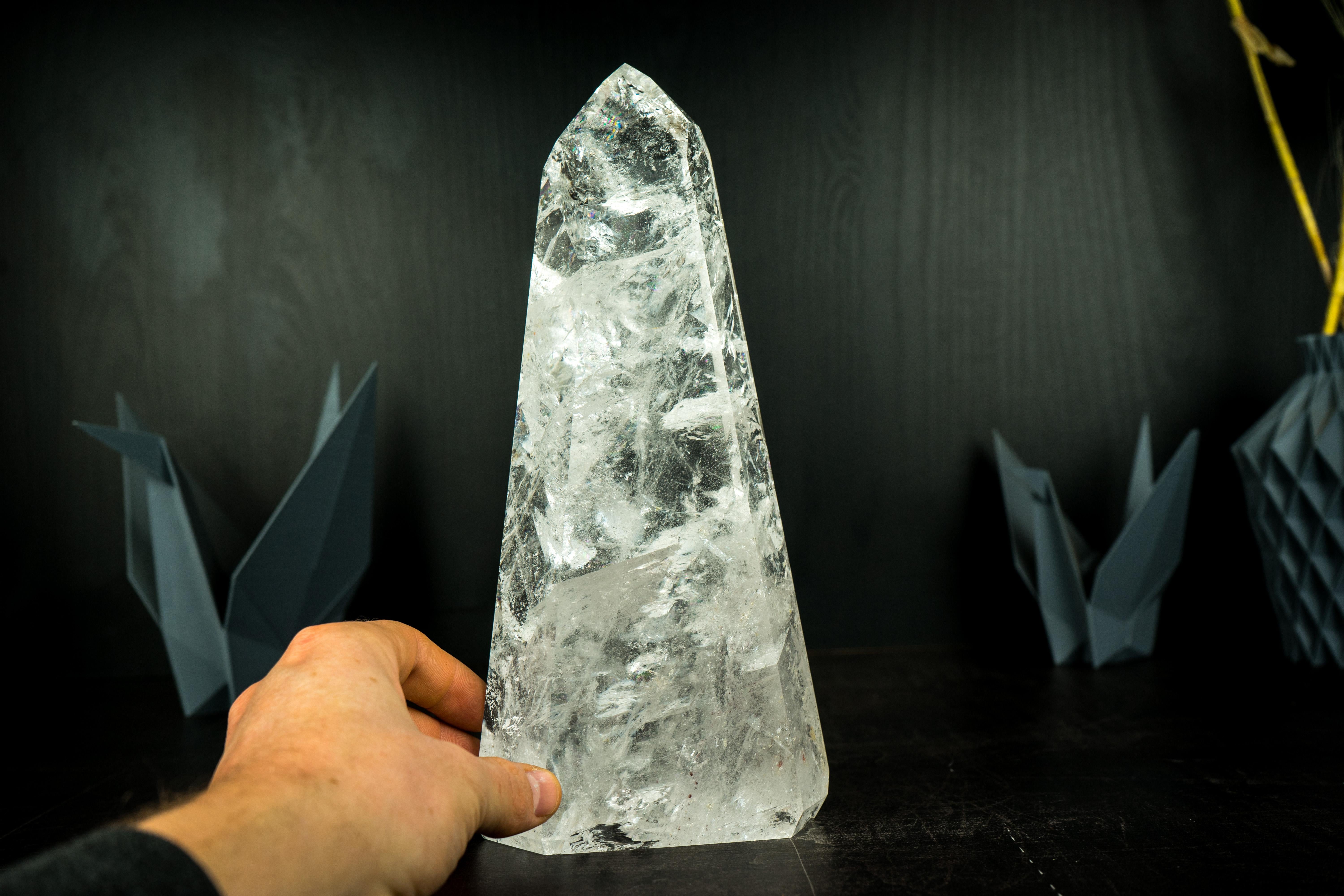 Natural Clear Quartz Obelisk Tower with High-Grade Clear Crystal from Diamantina In New Condition For Sale In Ametista Do Sul, BR