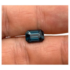 Natural Cobalt Blue Spinel loose gemstone 3.50 ct, High quality, Origin Tanzania