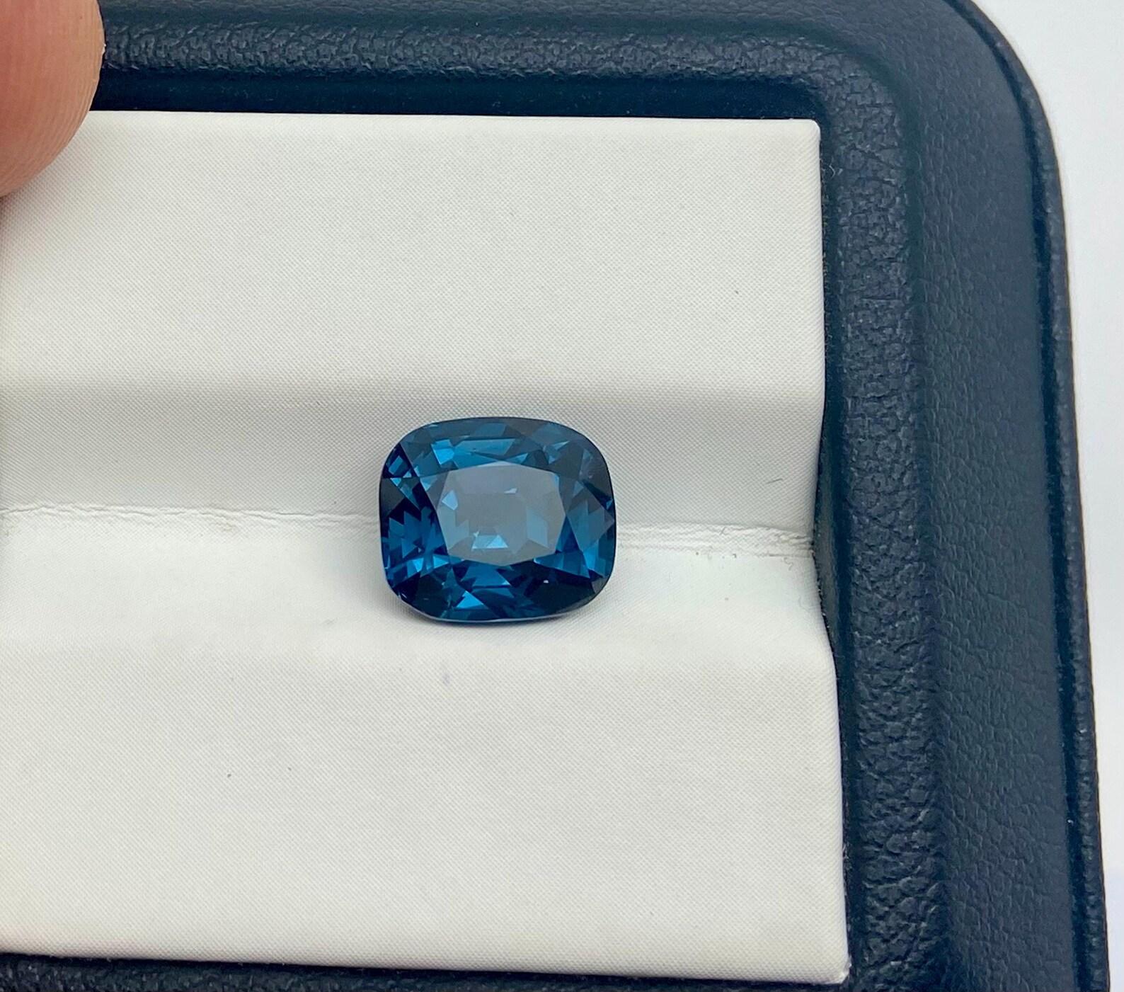 Natural Cobalt Blue spinel quality VS, 3.48 Ct. gemstone, Certificate GFCO 3