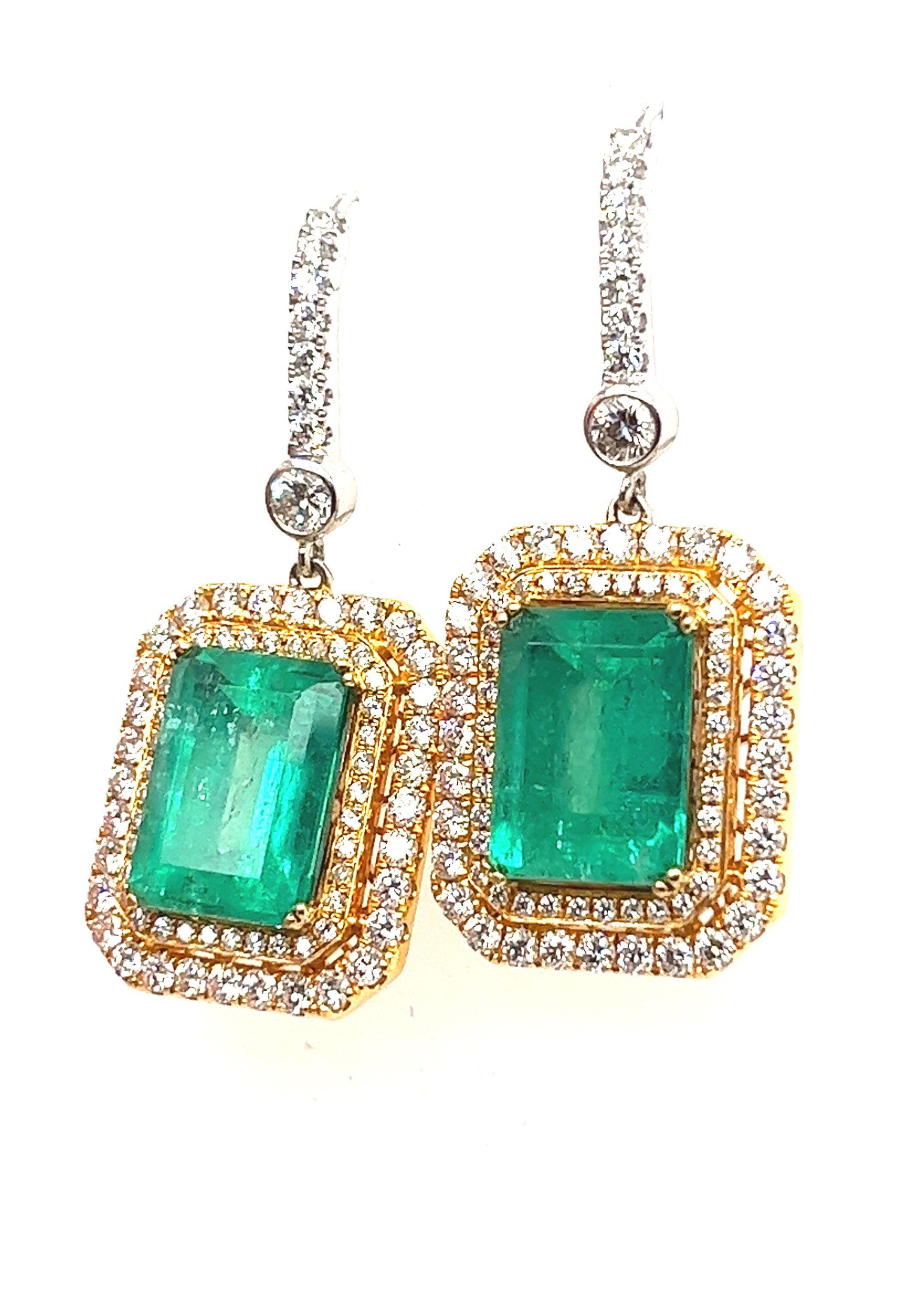 Natural Colombian 7.36 CTTW Emerald & Diamond Halo Dangle Drop 18K Gold Earrings For Sale 3