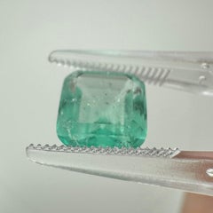 Natural Colombian Emerald 2ct Square Loose Gemstone with Minor to moderate Oil