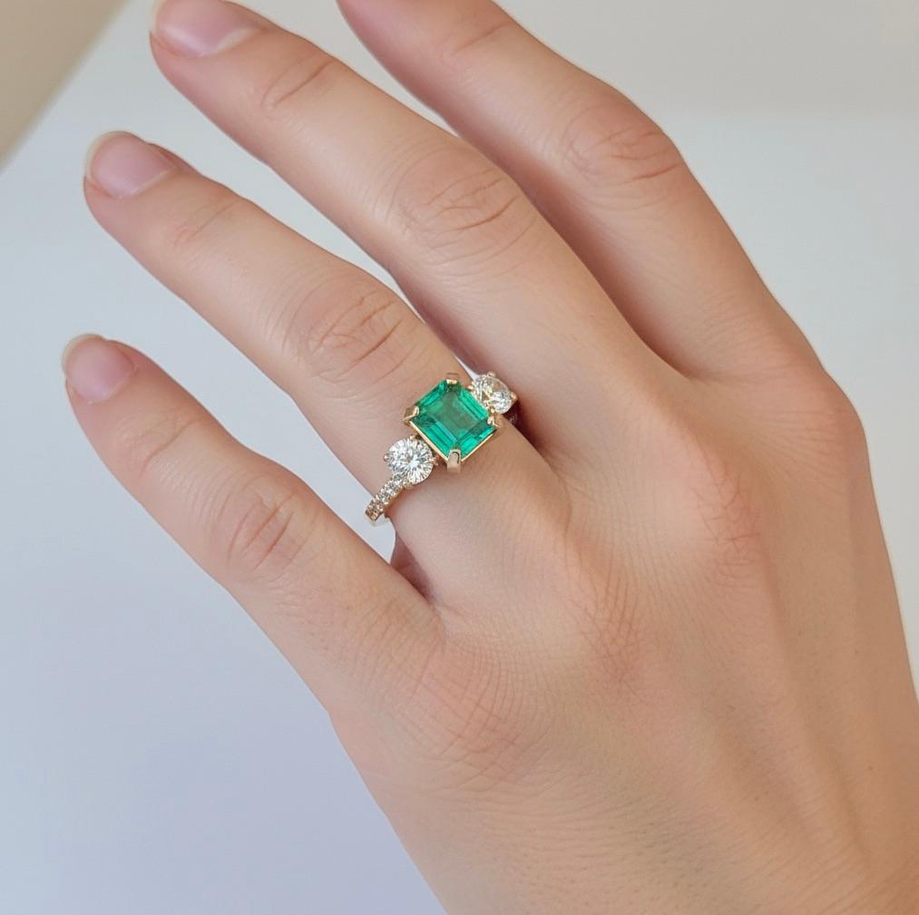Natural Colombian Emerald and Diamond Engagement Ring Gold For Sale 6