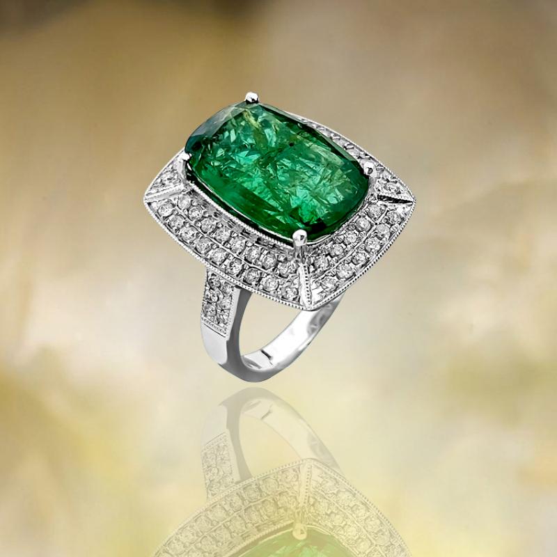 Cushion Cut Natural Colombian Emerald Diamond Cocktail Ring For Sale