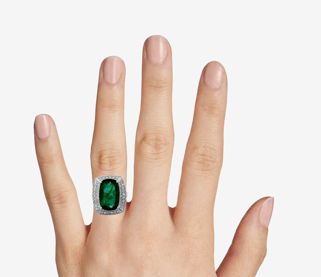 Women's Natural Colombian Emerald Diamond Cocktail Ring For Sale