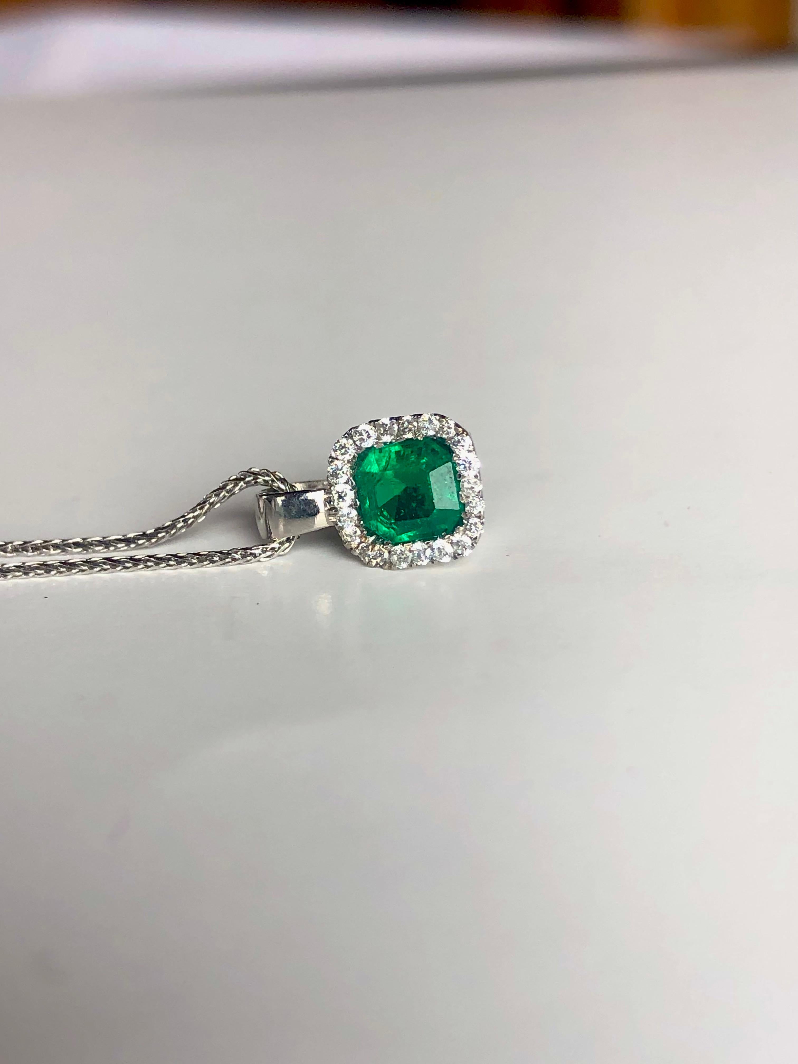 AAA+ Natural FINE Colombian Emerald Diamond Pendant Necklace White Gold 
Primary Stones: Natural Colombian Emerald
Shape or Cut: Asscher Octagonal Cut
Average Color/Clarity: AAA Medium Green Color 100% NATURAL/ Clarity VS
Emerald Measurements: