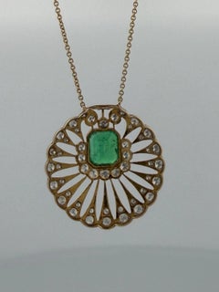 Natural Colombian Emerald & Diamond Pendant Necklace 18K Yellow Gold GIA Report