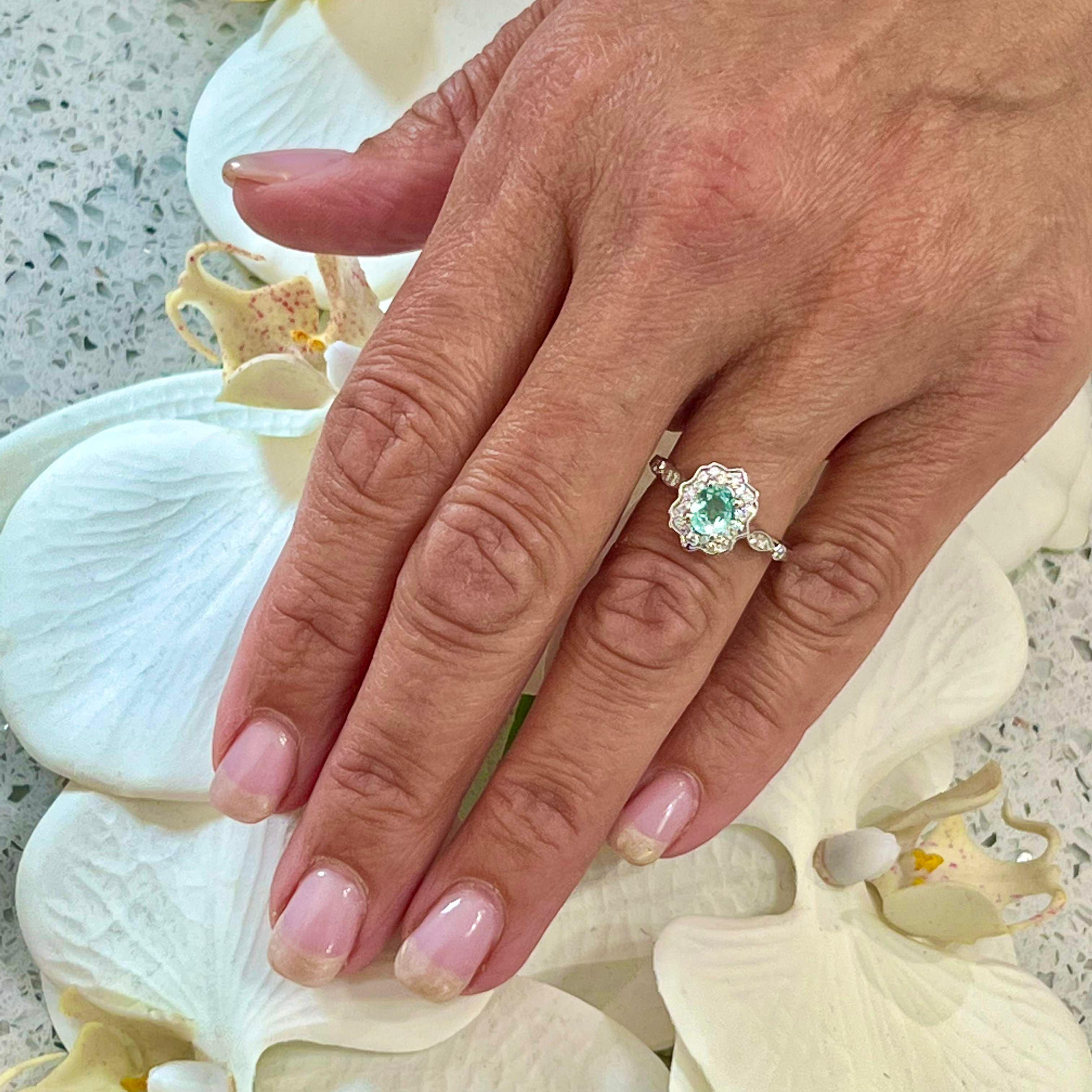 Natrlicher kolumbianischer Smaragd-Diamant-Ring 14k W Gold 0,80 TCW zertifiziert Damen im Angebot