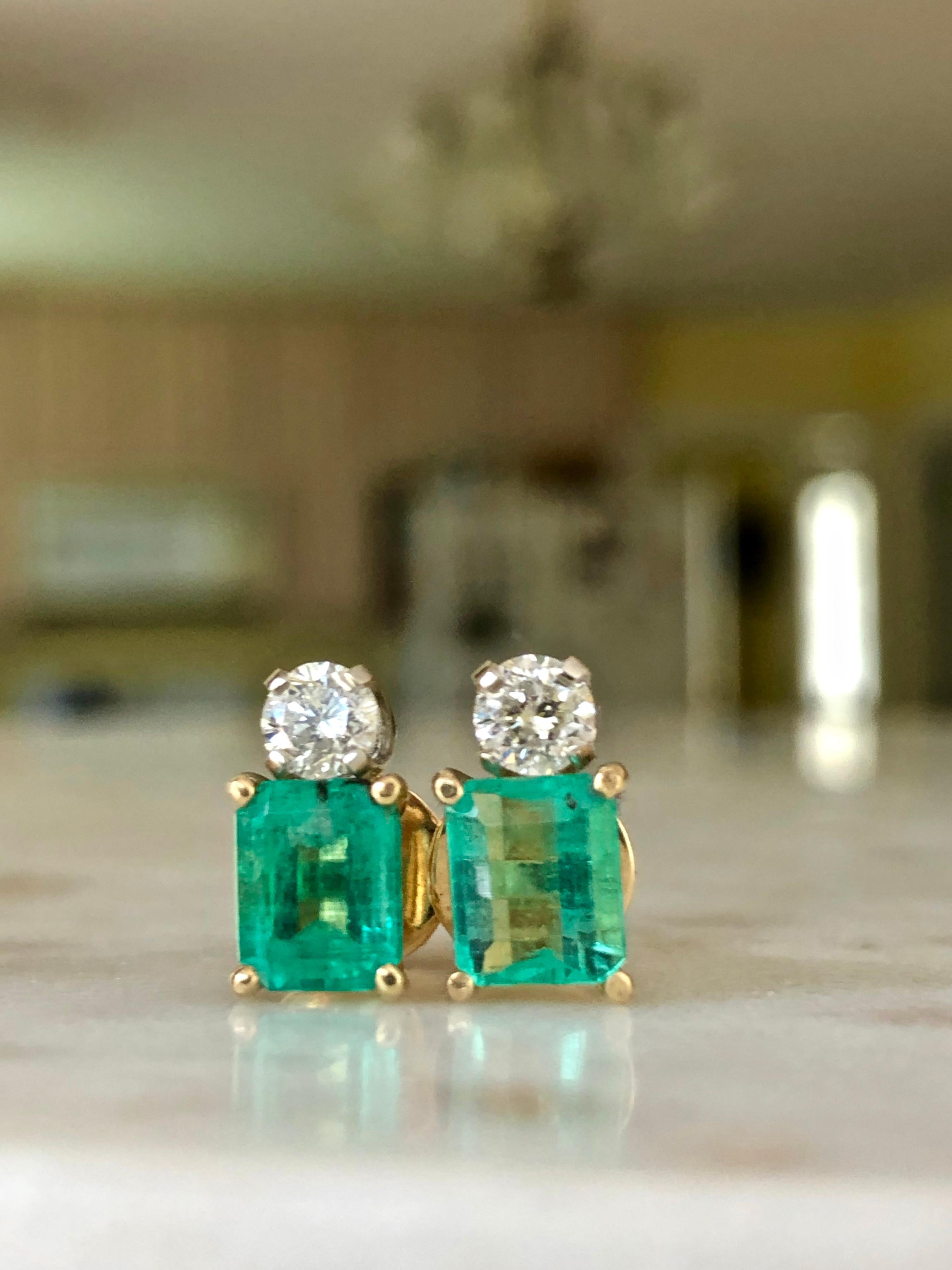 Natural Colombian Emerald Medium Green/ Clarity VS Total Weight Approx 2.50 carats, and 0.35cts Natural Diamond H-SI2 Earrings Measurement: 7.45mm x 5.80mm  Total Earrings Weight: 3.5g 
Style: Prong Set 18K Yellow Gold/ Push Backs 
Comments: 100%