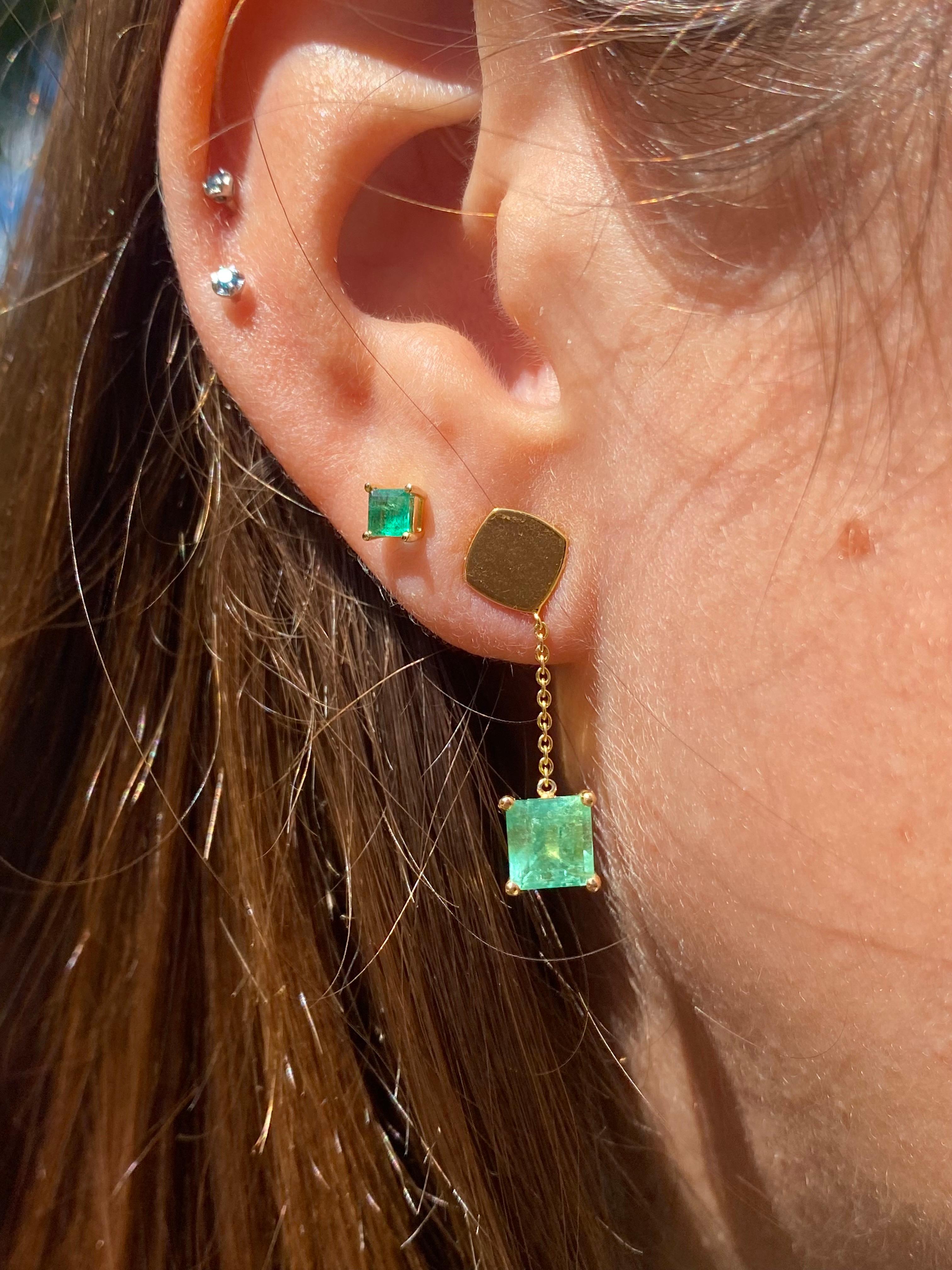 Natural Colombian Emerald Square cut drop Earrings in 18k solid gold  For Sale 1
