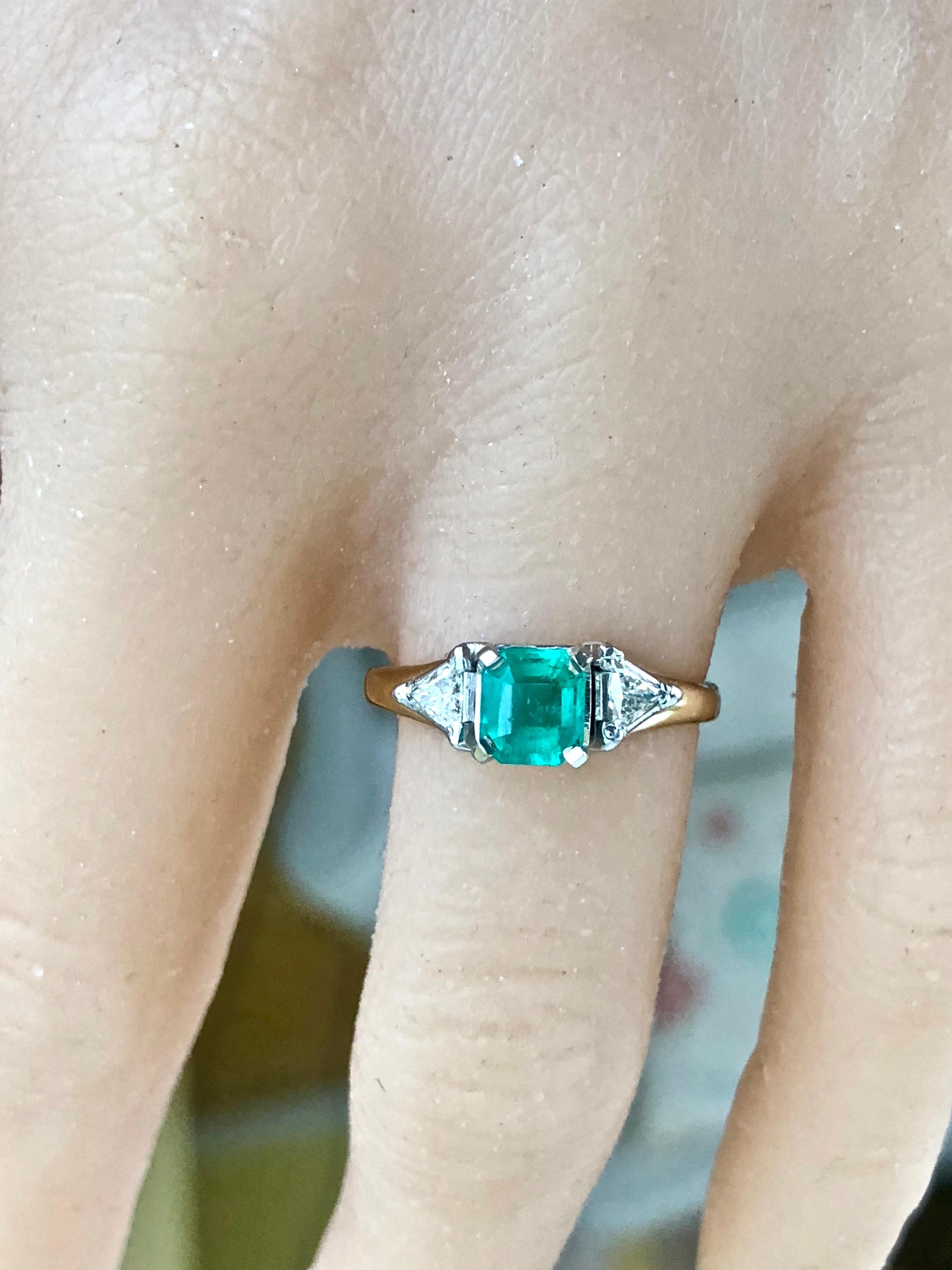 Contemporary Vintage Colombian Emerald Triangular Diamond Three-Stone Engagement Ring