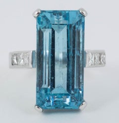 Natural Color Aquamarine and Diamond Mounted in 18 Carat Gold Ring