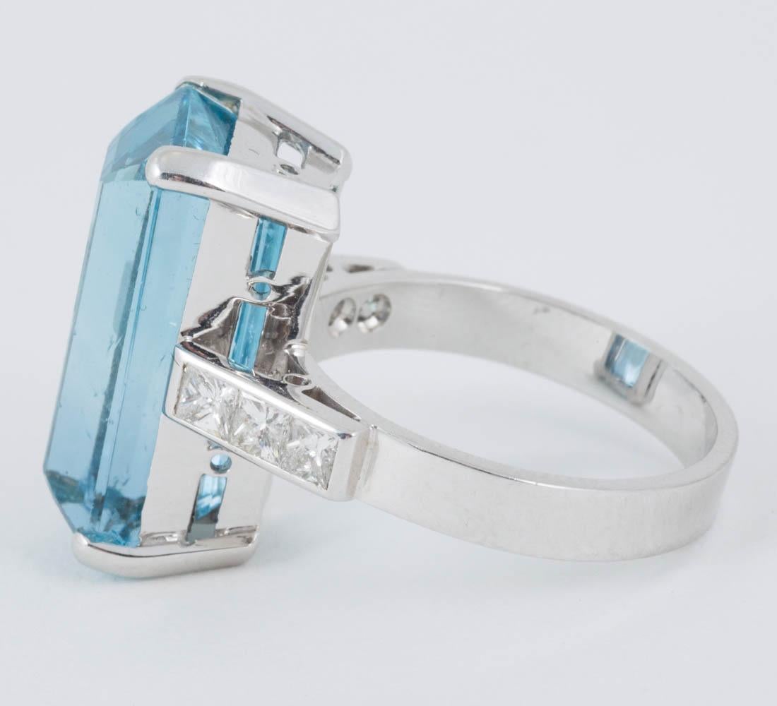 Women's Natural Color Aquamarine and Diamond Mounted in 18 Carat Gold Ring
