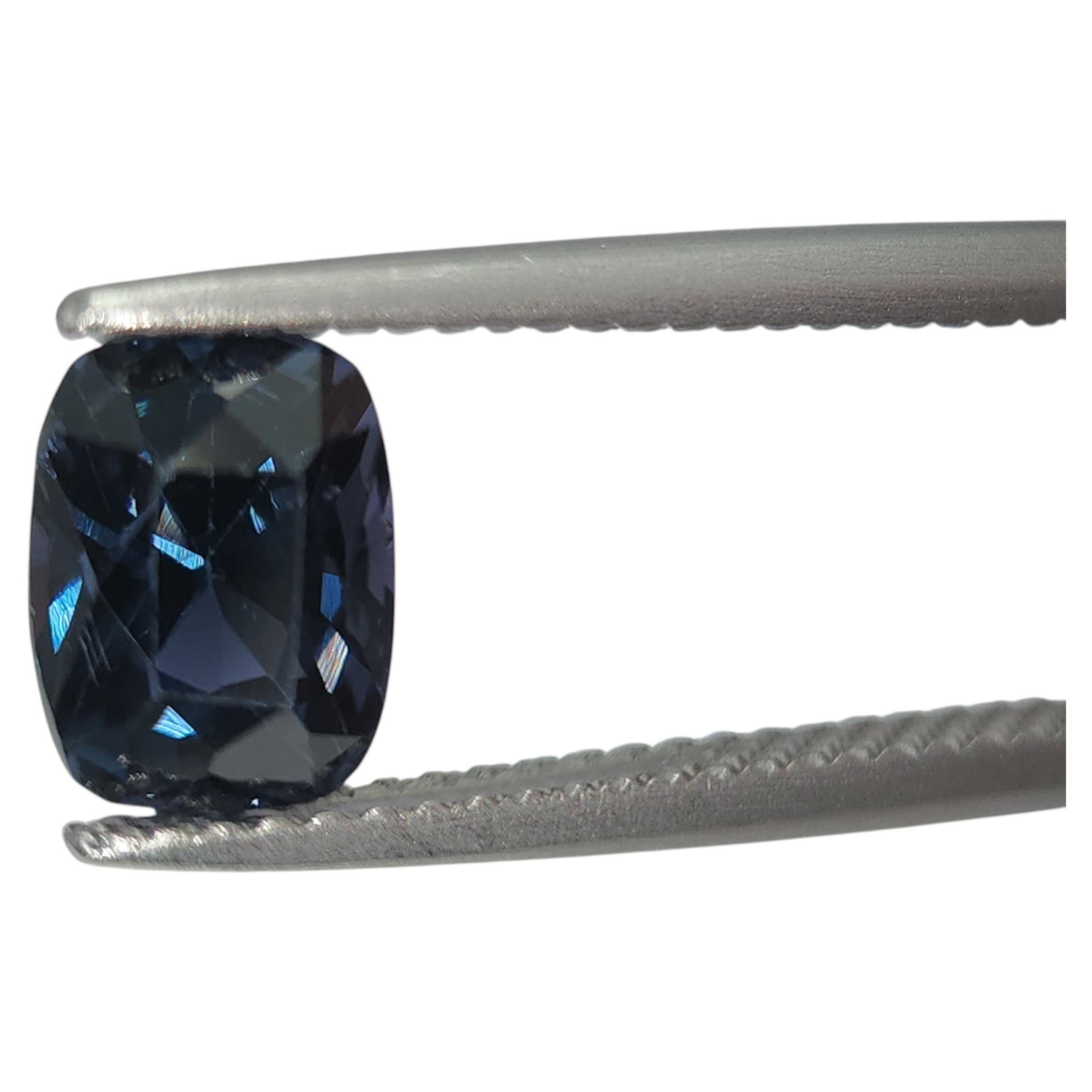 Natural Color change Blue Spinel 1.71 carat unheated from Sri Lan For Sale
