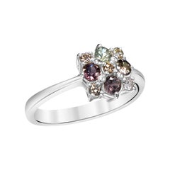 Bague en or blanc 18 carats avec saphir du Montana à couleur changeante naturelle et diamants