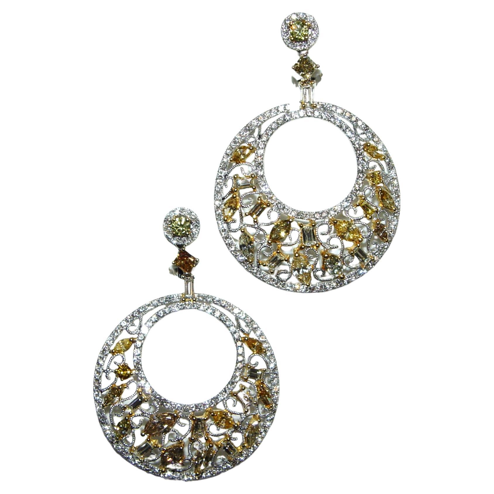 Natural Color Diamond 10.96CT Chandelier Earrings 18K 55MM For Sale