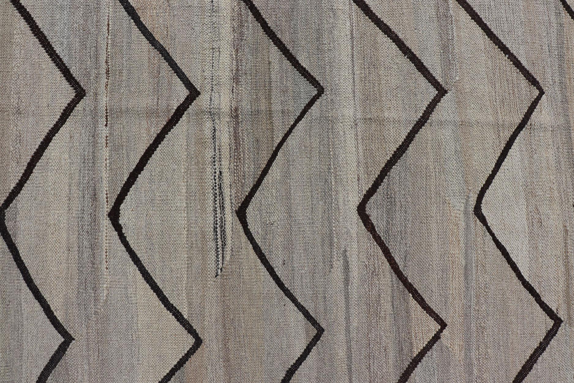 Natural Color-Tone Flat-Weave Modern Kilim in Grays and Brown In New Condition For Sale In Atlanta, GA