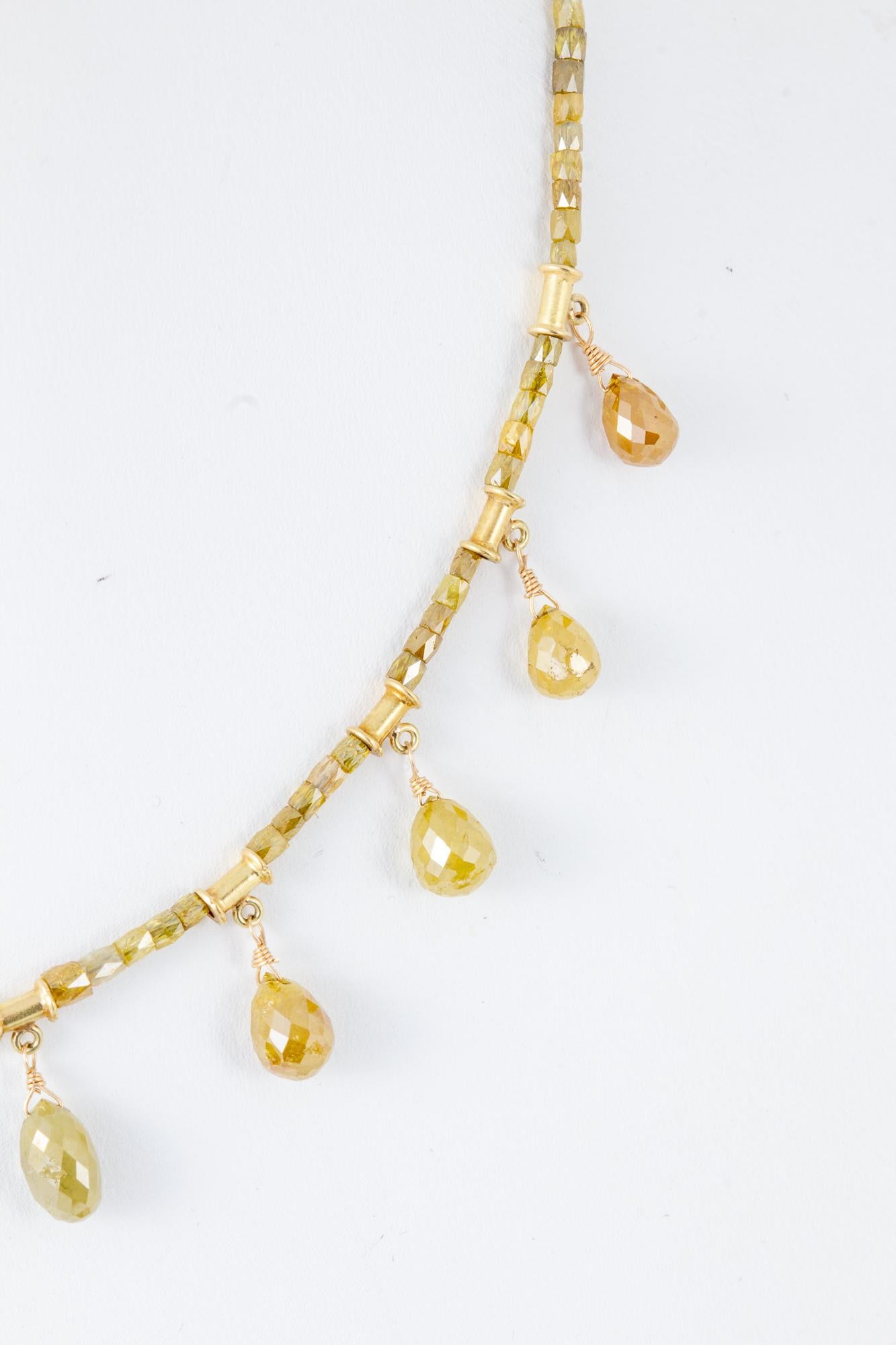 Natural Colored Diamond Briolette Necklace with 18 Karat Yellow Gold For Sale 1