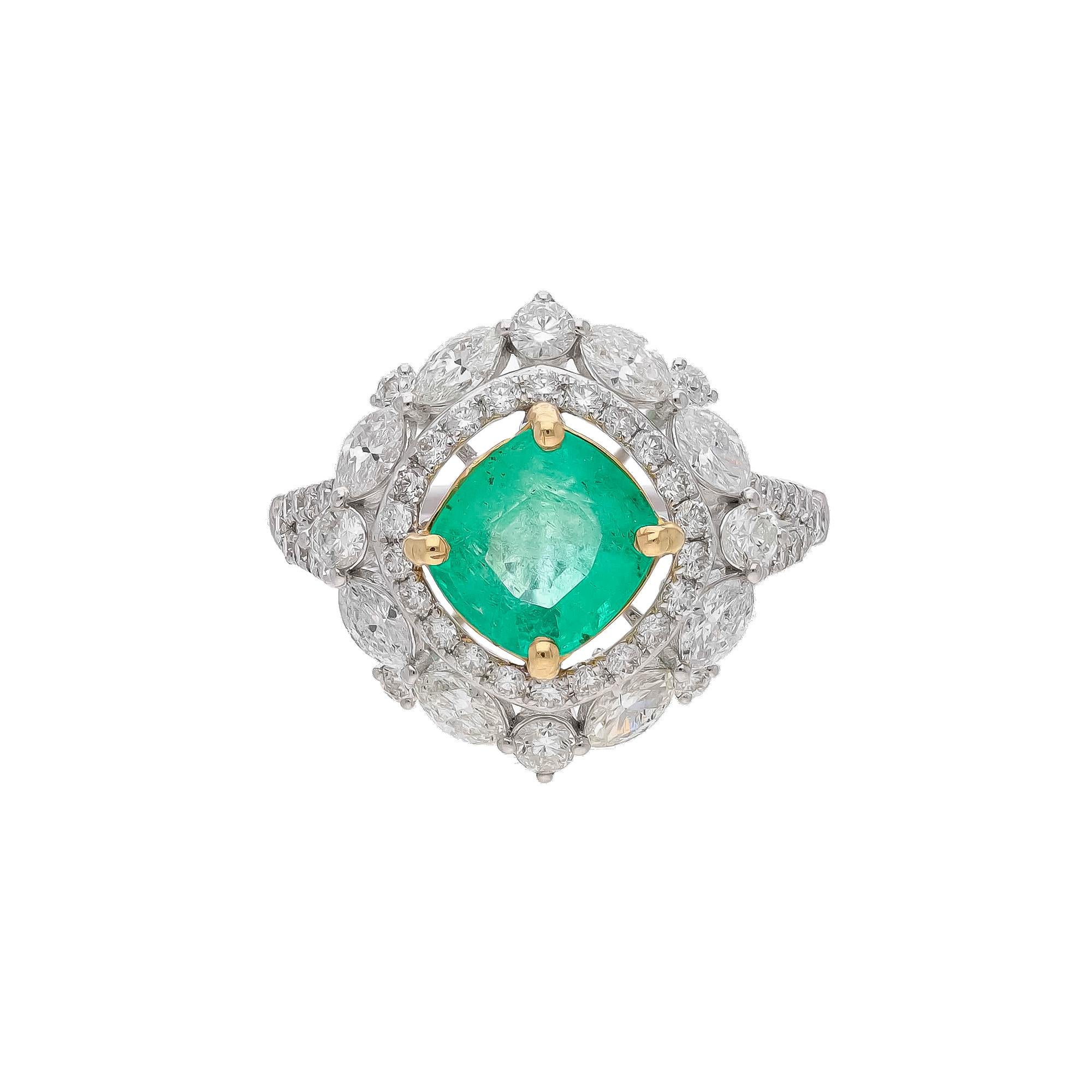 Diamonds : 1.46 carats
Emerald : 1.64 carats
Gold : 4.01 gm( 18k)

This is a beautiful natural columbian emerald ring with very high quality emeralds and diamonds ( vsi and G colour

Its very hard to capture the true color and luster of the stone, I