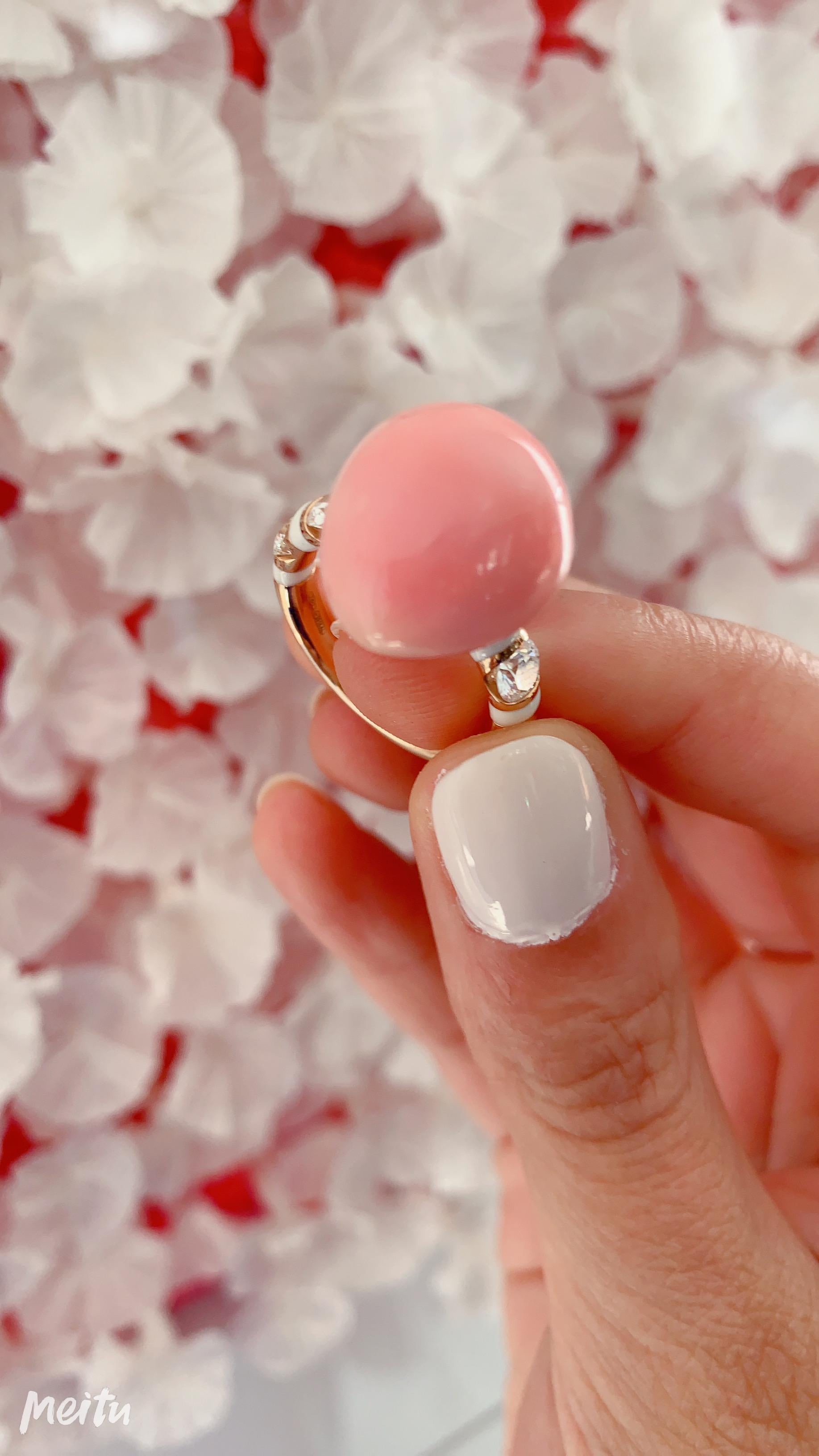 Natural Conch Pearl and Diamonds in 18kt Rose Gold Ring For Sale 1