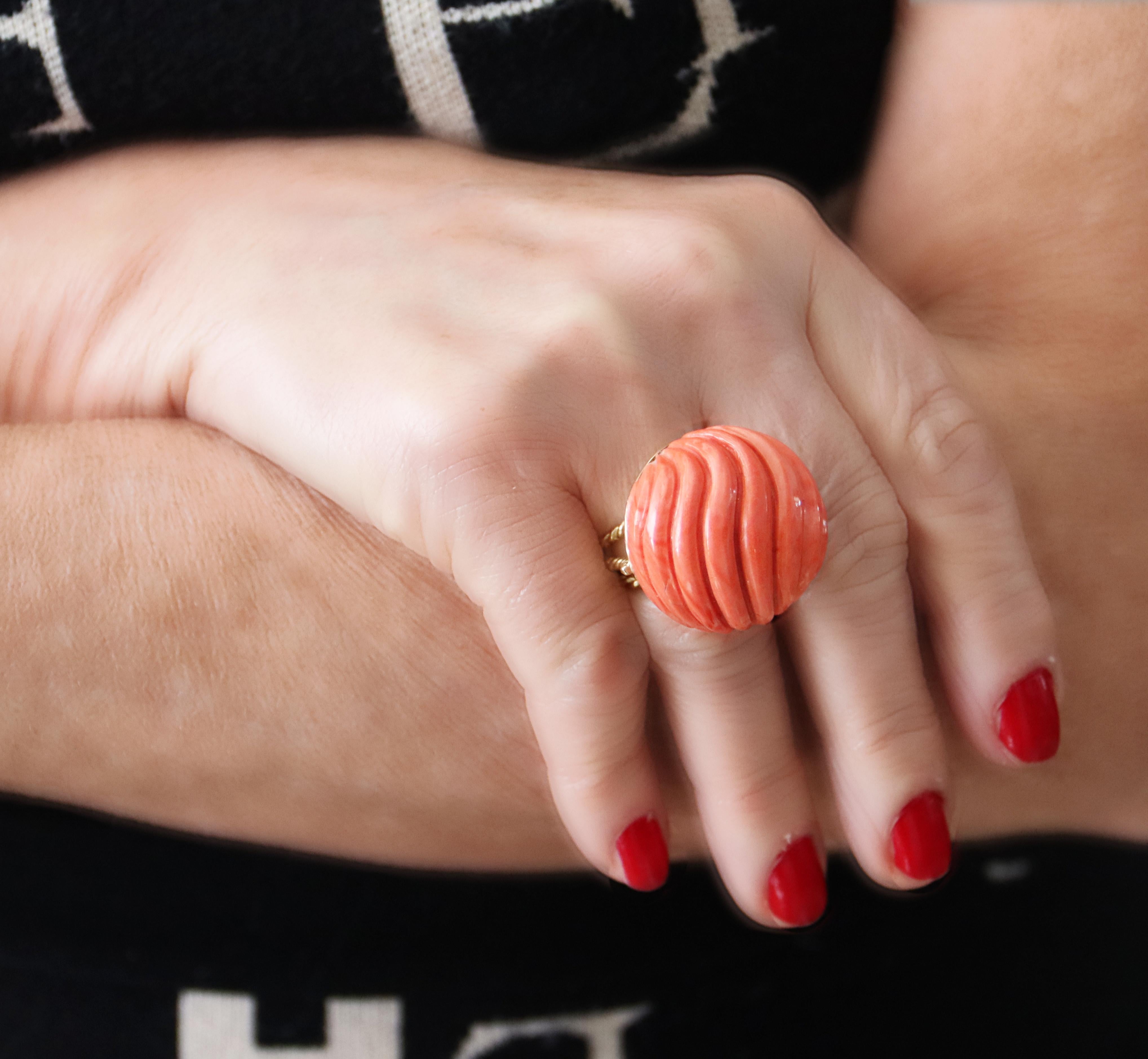 Natural Coral 18 Karat Yellow Gold Cocktail Ring For Sale 2