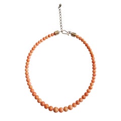 Natural Coral Bead Necklace Light Pink-Coral Marbled Color Silver Clasp
