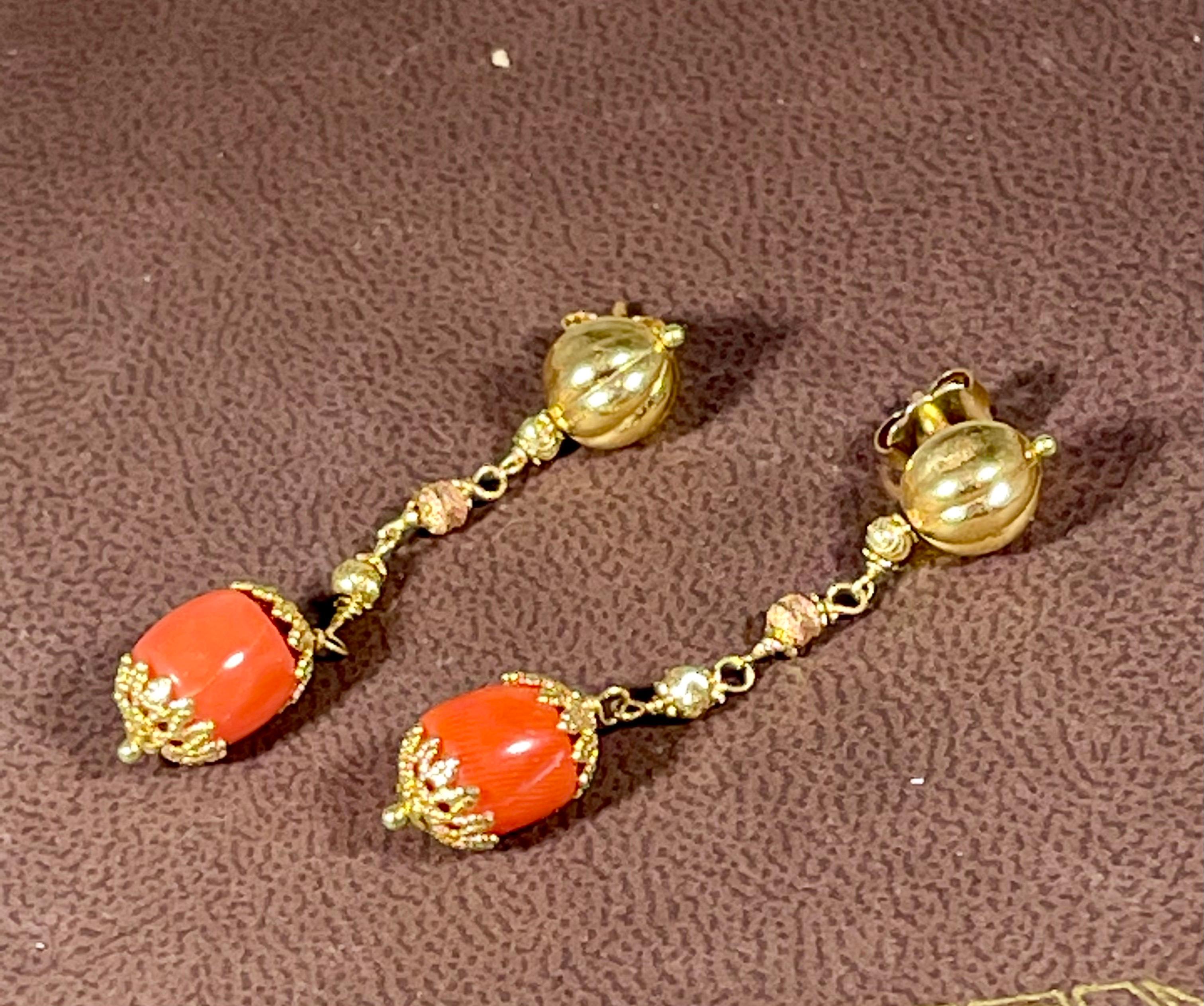 Natural Coral Simple Hanging / Dangling Earring in 18 Karat Yellow Gold For Sale 2