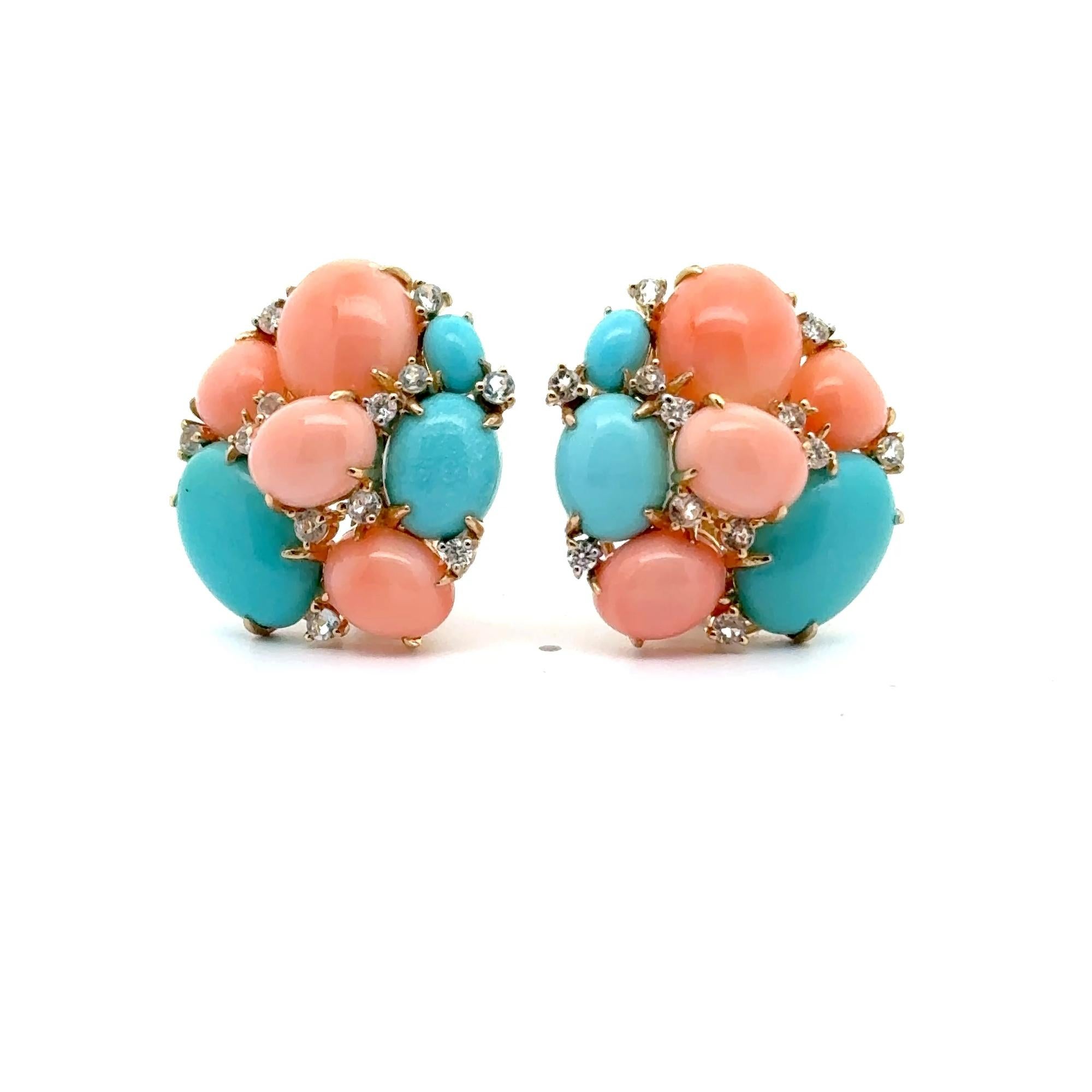 Pendientes Racimo Coral Natural, Turquesa, Diamante y Topacio Oro Amarillo 18K en Nuevo estado para la venta en New York, NY