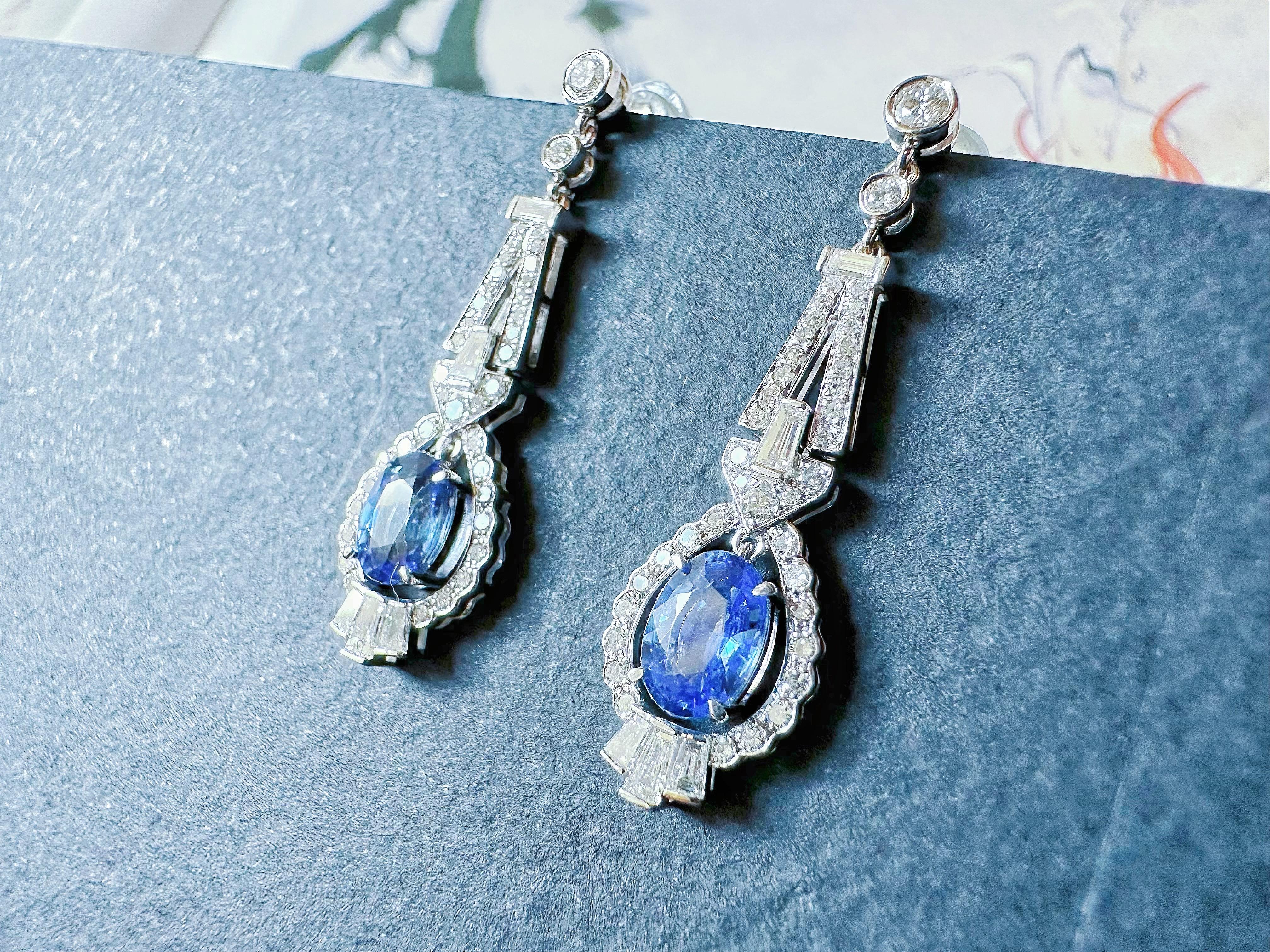 Natural Cornflower Blue Sapphire Earrings in Diamond and 18k White Gold 6