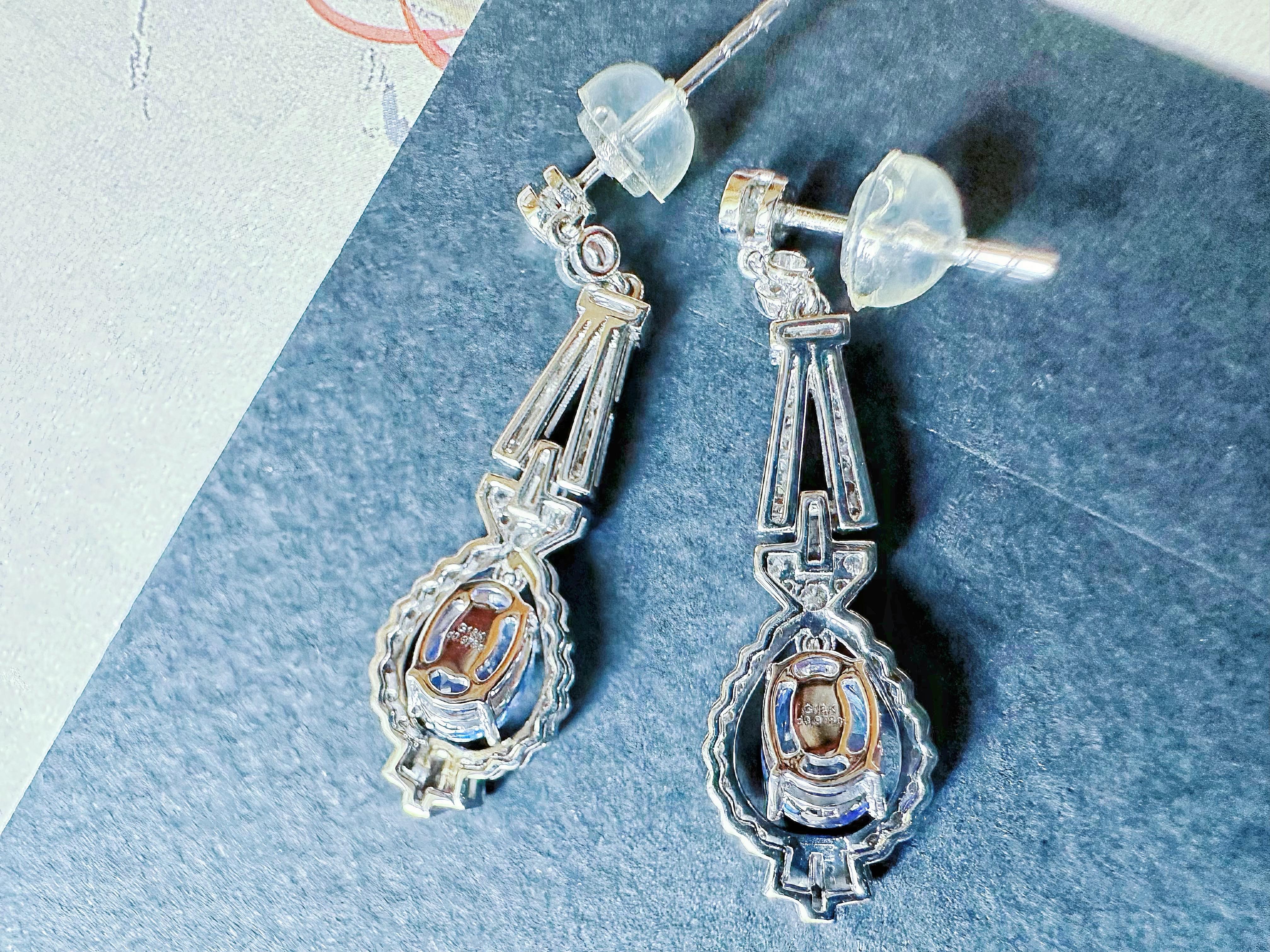 Natural Cornflower Blue Sapphire Earrings in Diamond and 18k White Gold 10
