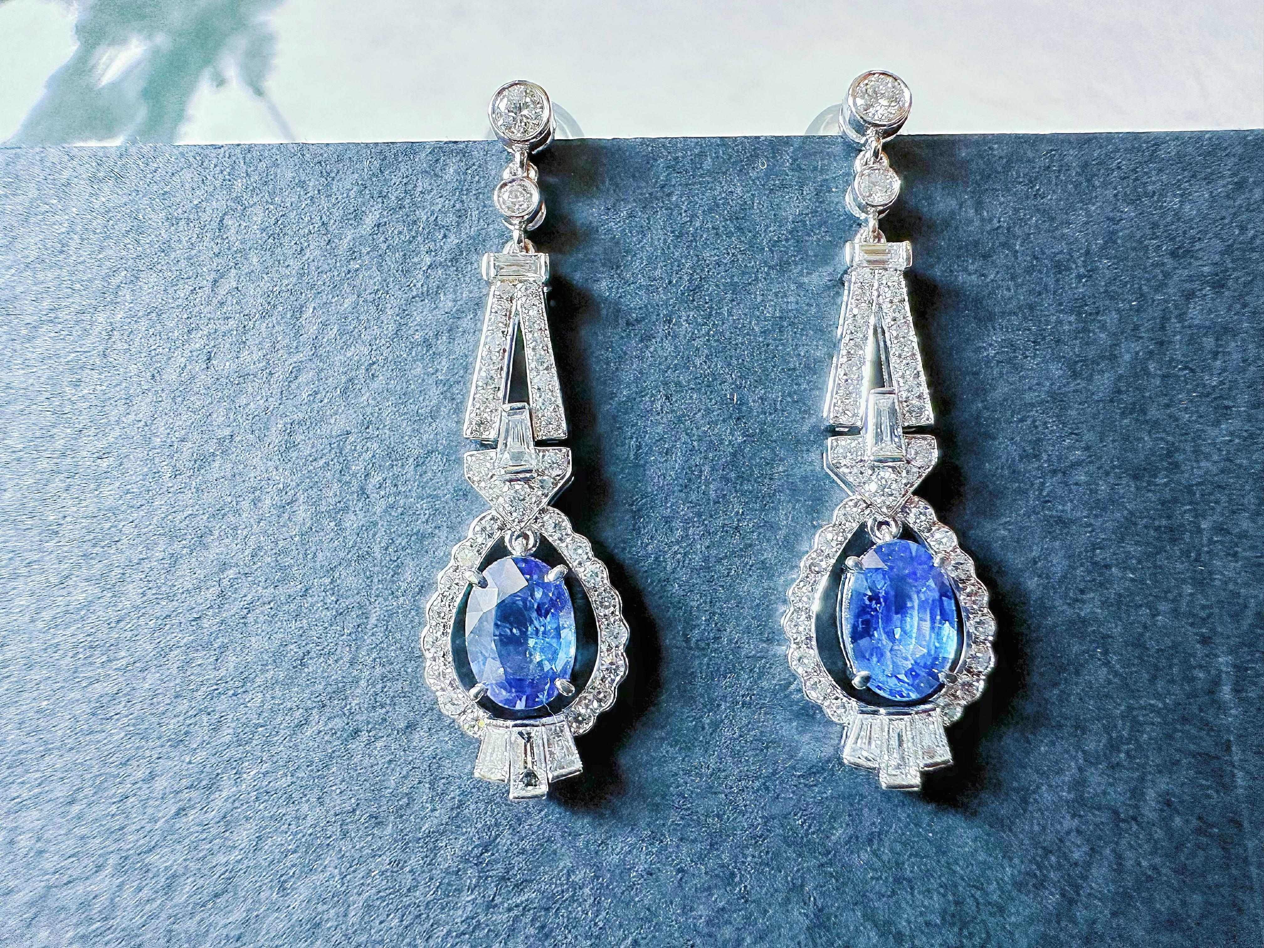 Art Deco Natural Cornflower Blue Sapphire Earrings in Diamond and 18k White Gold