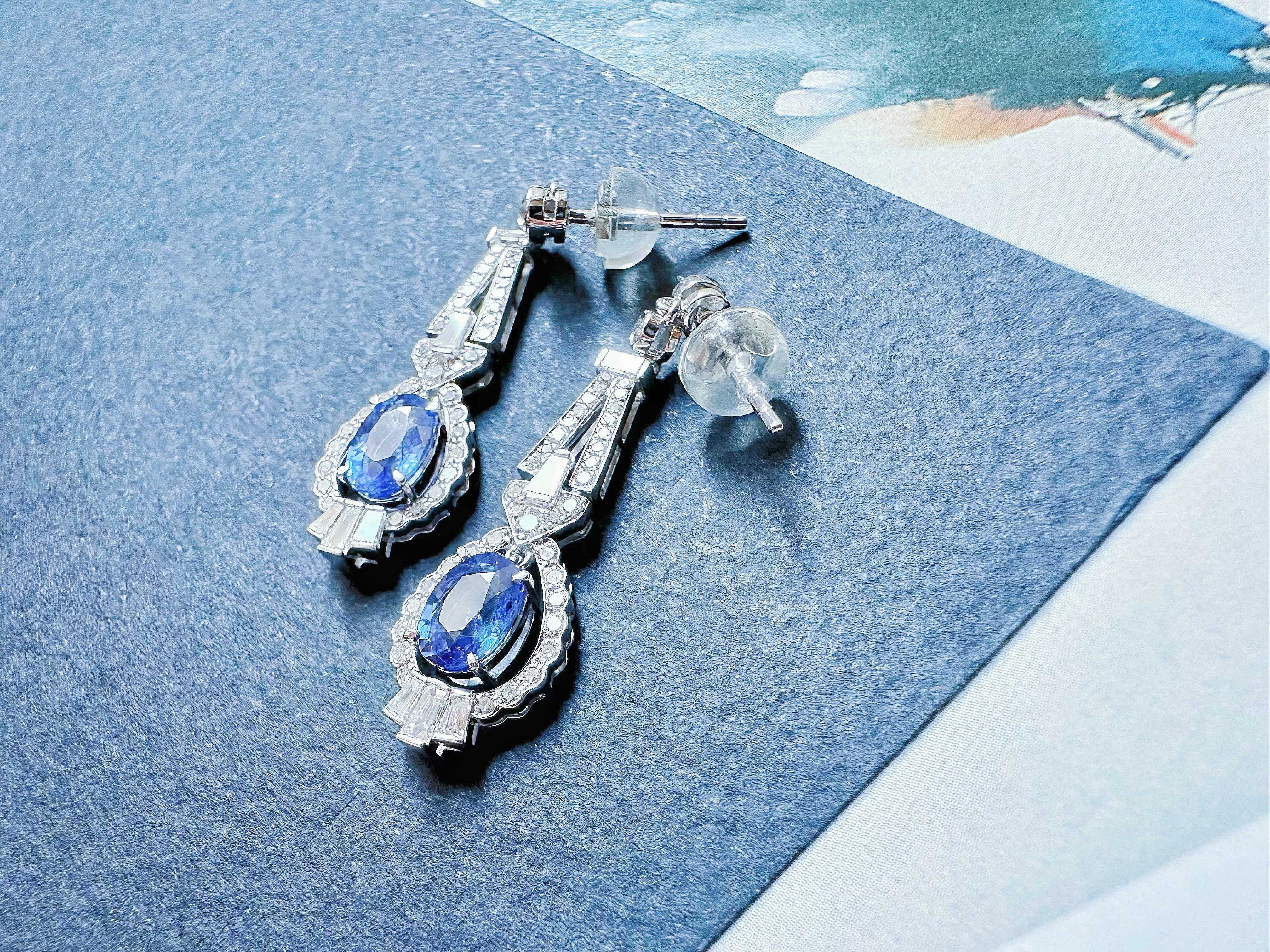Natural Cornflower Blue Sapphire Earrings in Diamond and 18k White Gold 3