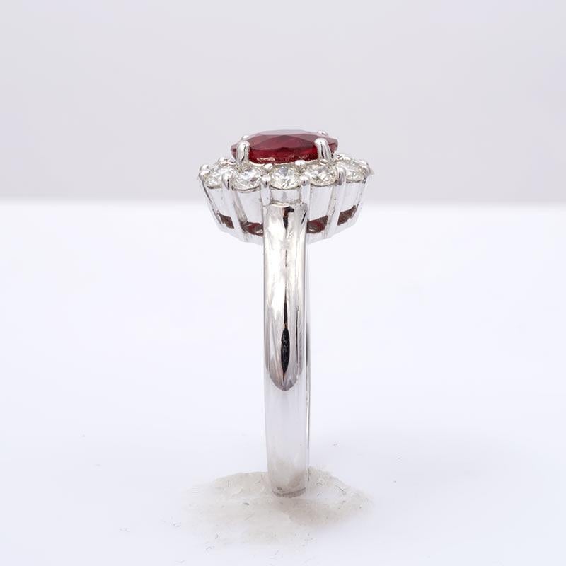 Women's or Men's Natural Crimson Red Ruby Gemstone 1.53 cts in 18K White Gold Ring with Diamonds For Sale